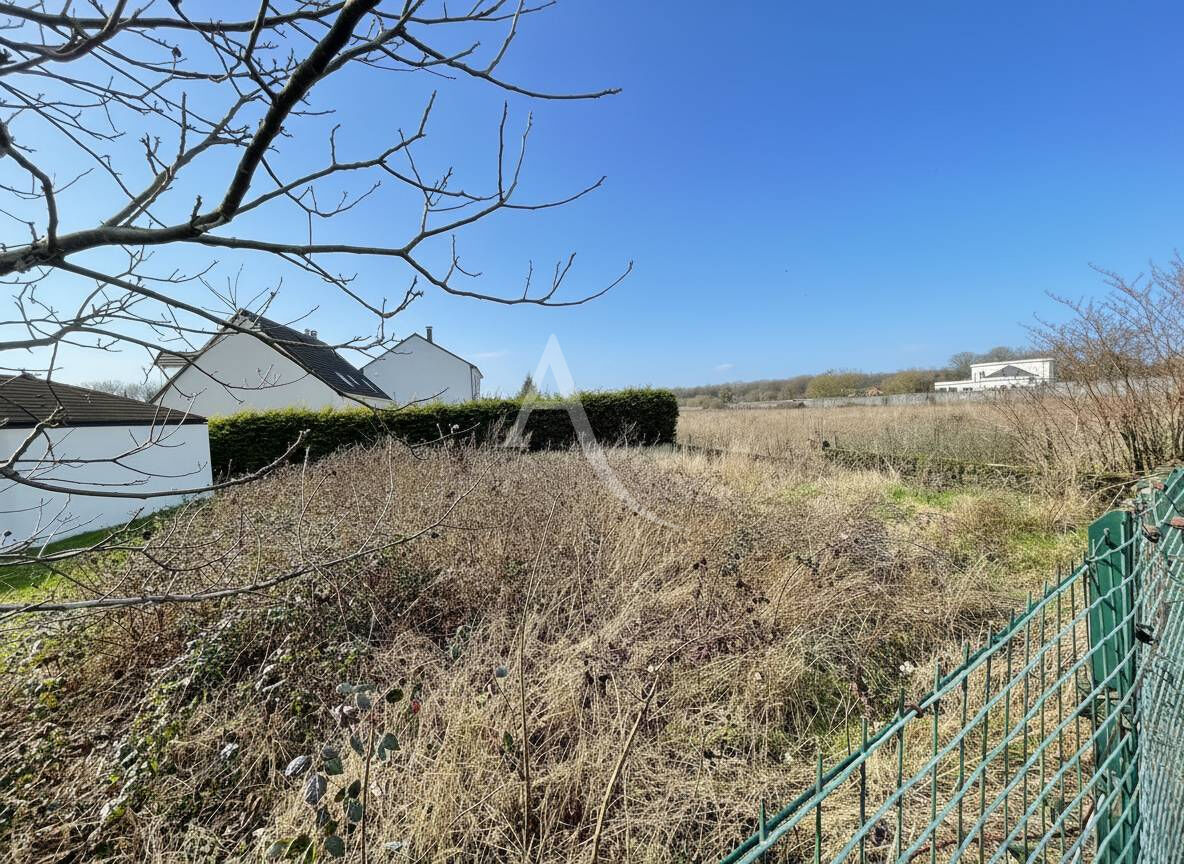 Terrain PONTAULT COMBAULT (77340) 432.00 m&sup2;