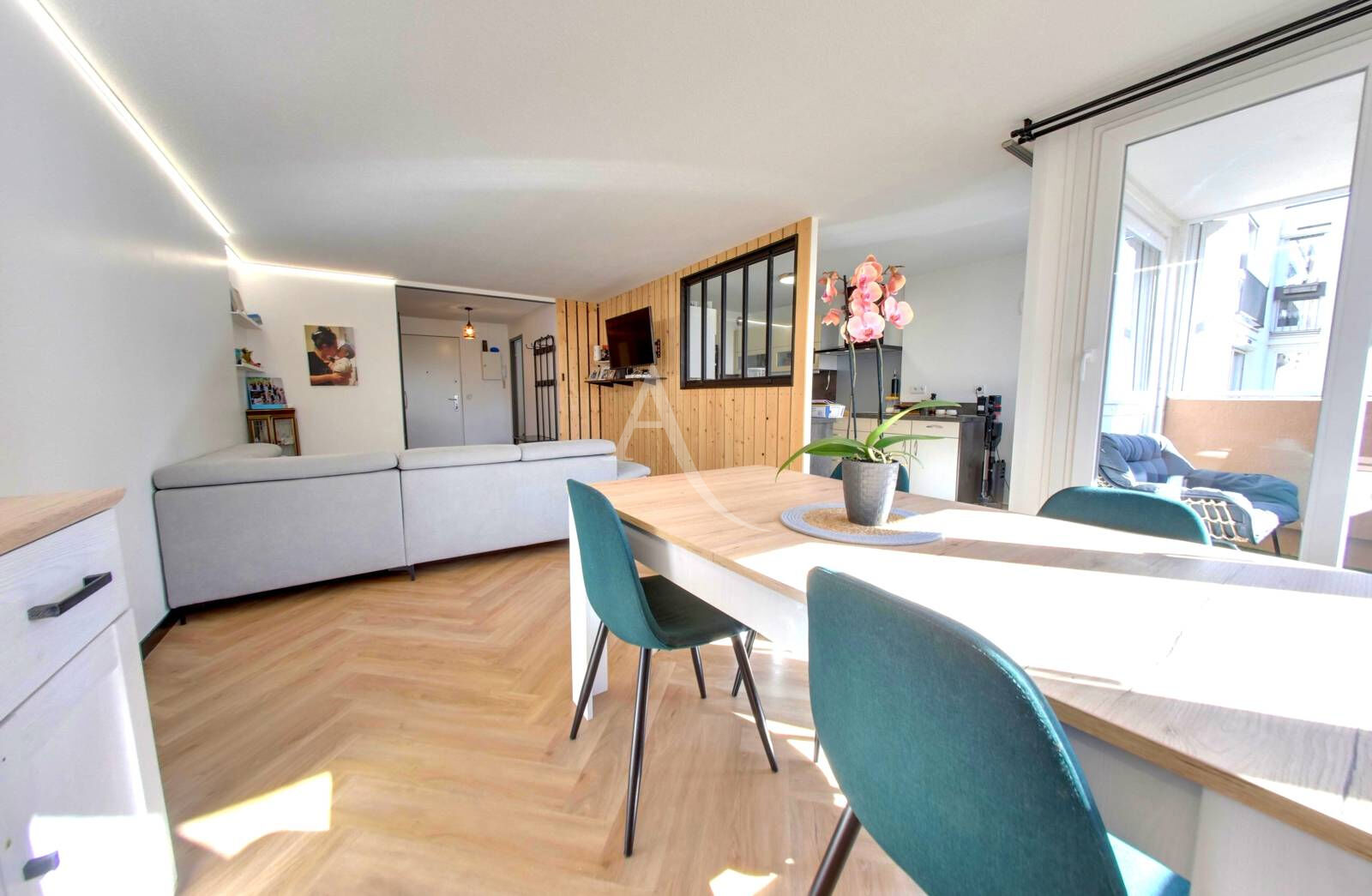 Appartement ROISSY EN BRIE (77680) 5 pi&egrave;ces 99.60 m&sup2;