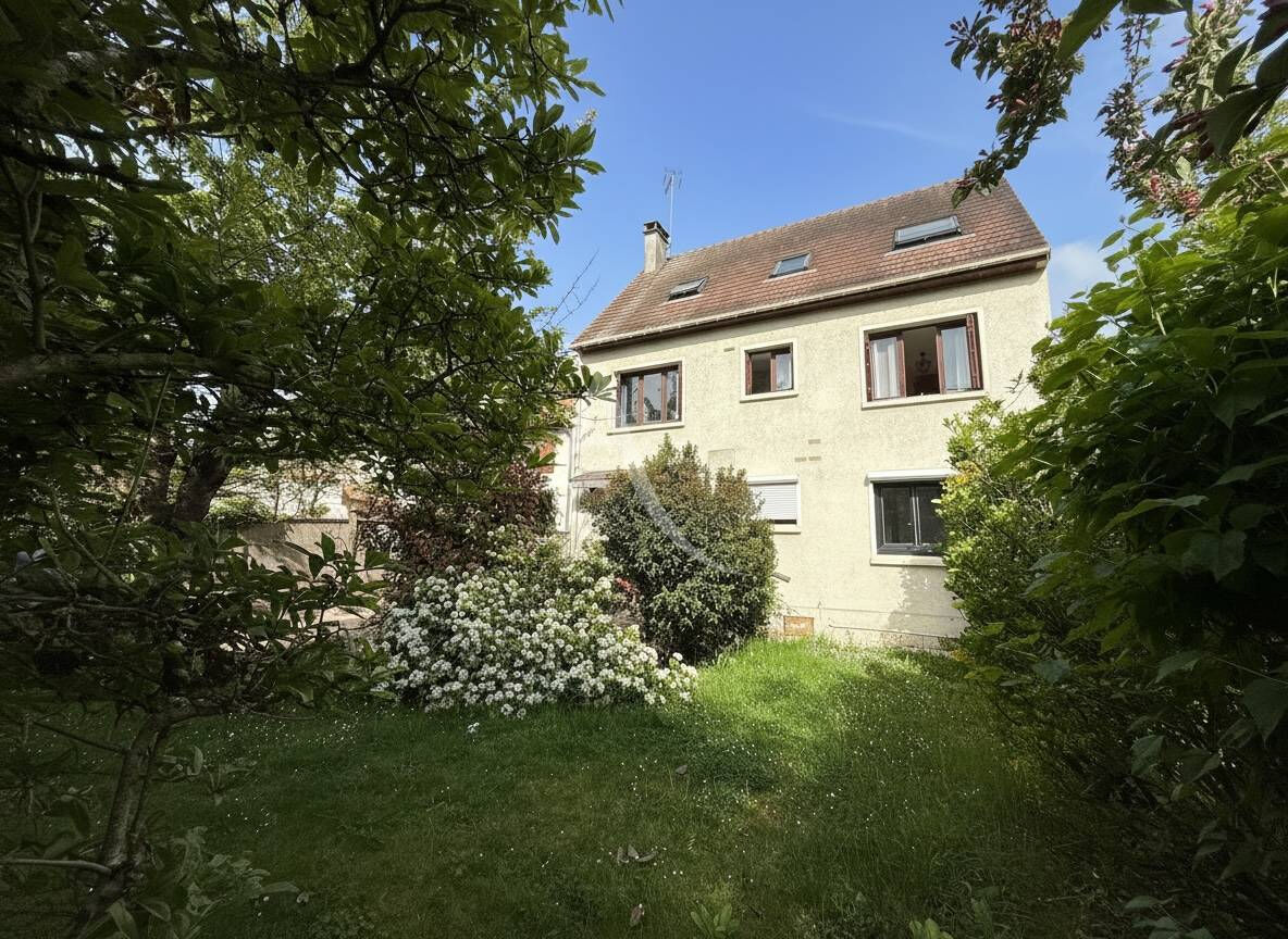 Maison PONTAULT COMBAULT (77340) 7 pi&egrave;ces 155.00 m&sup2;