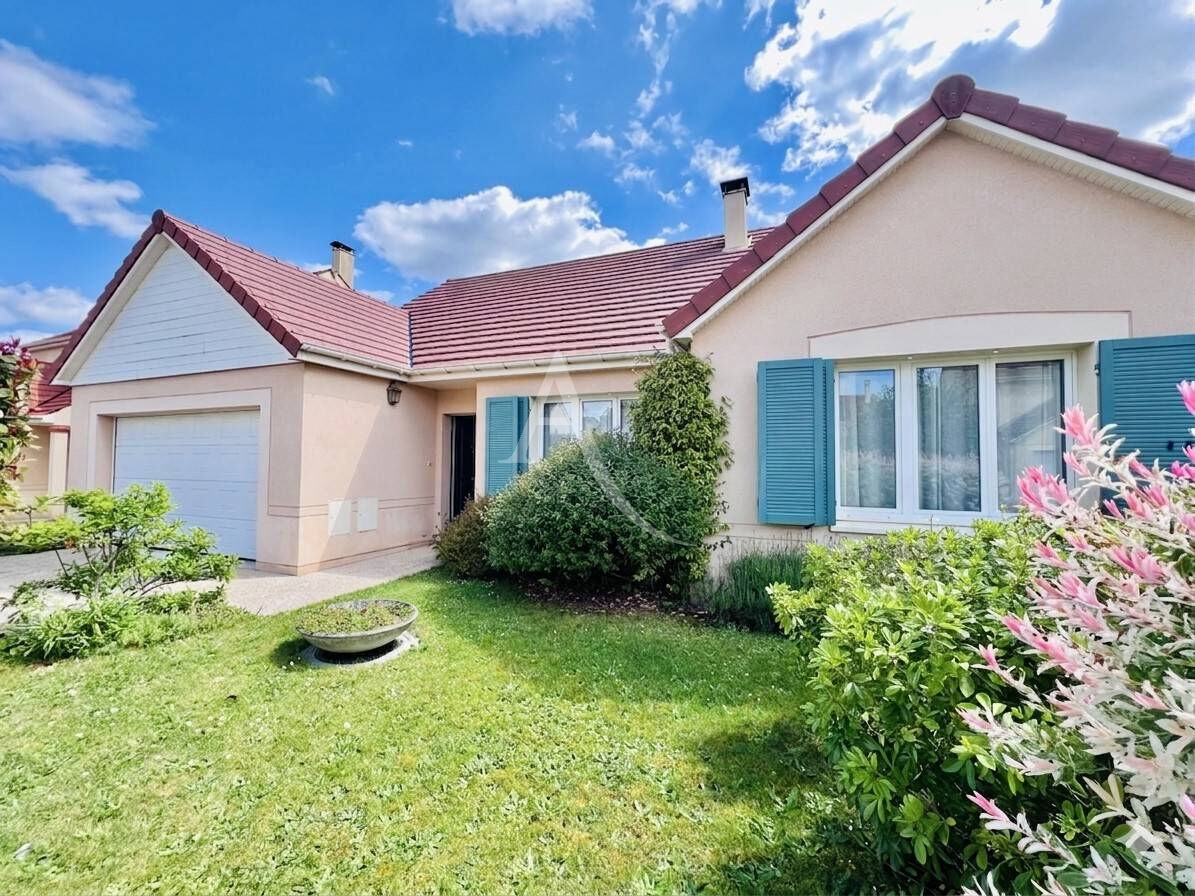 Maison ROISSY EN BRIE (77680) 5 pi&egrave;ces 165.00 m&sup2;