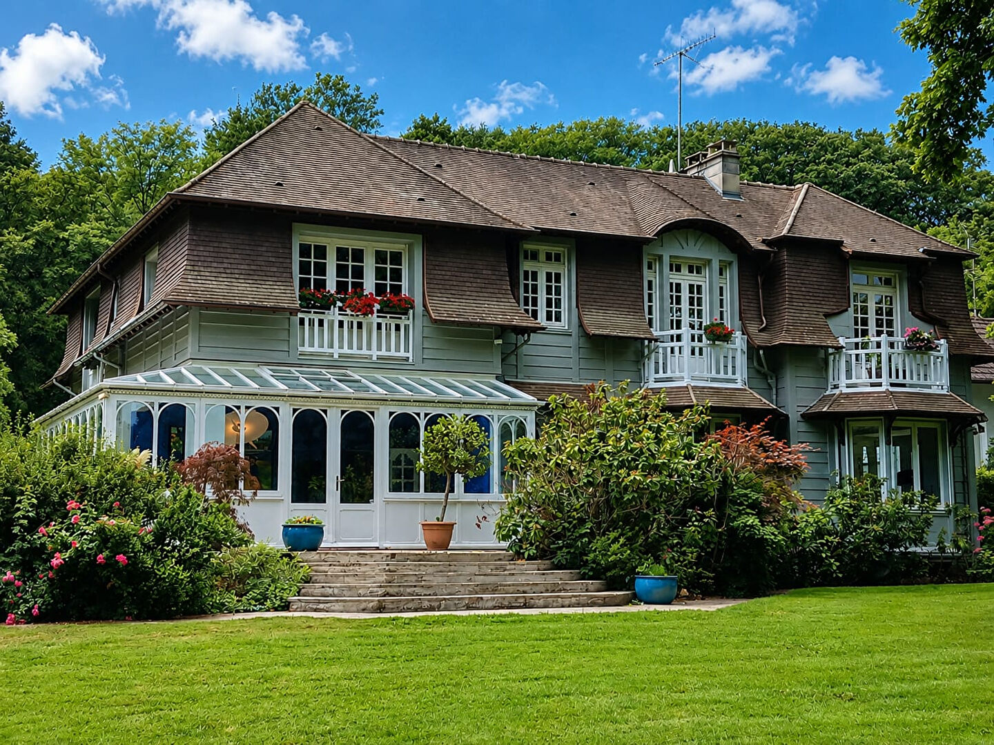 Maison MONTEVRAIN (77144) 8 pi&egrave;ces 300.00 m&sup2;