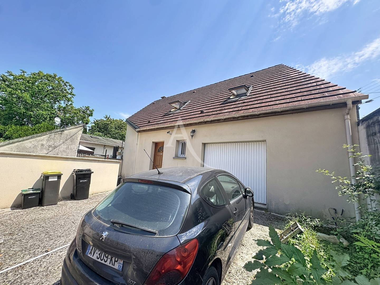 à 5 km de La Queue-en-Brie 336 000 € Maison 5 pièces , 3 chambres 107.30 m² Voir le bien