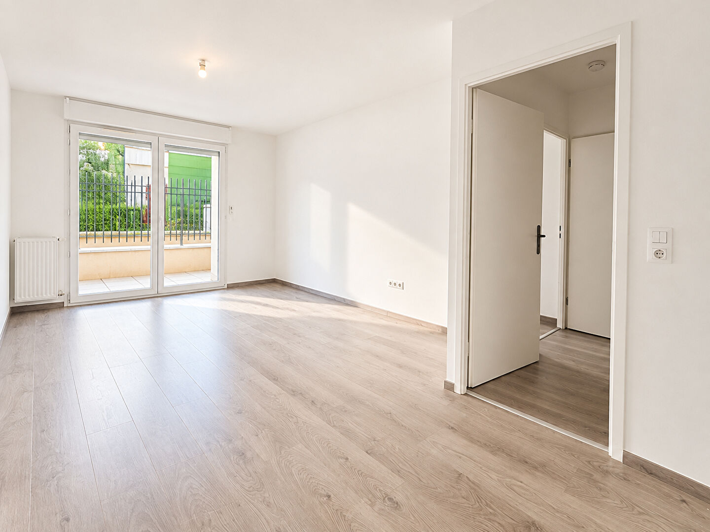Bussy-Saint-Georges (77) 199 900 € Appartement 2 pièces , 1 chambre 42.00 m² Avec terrasse