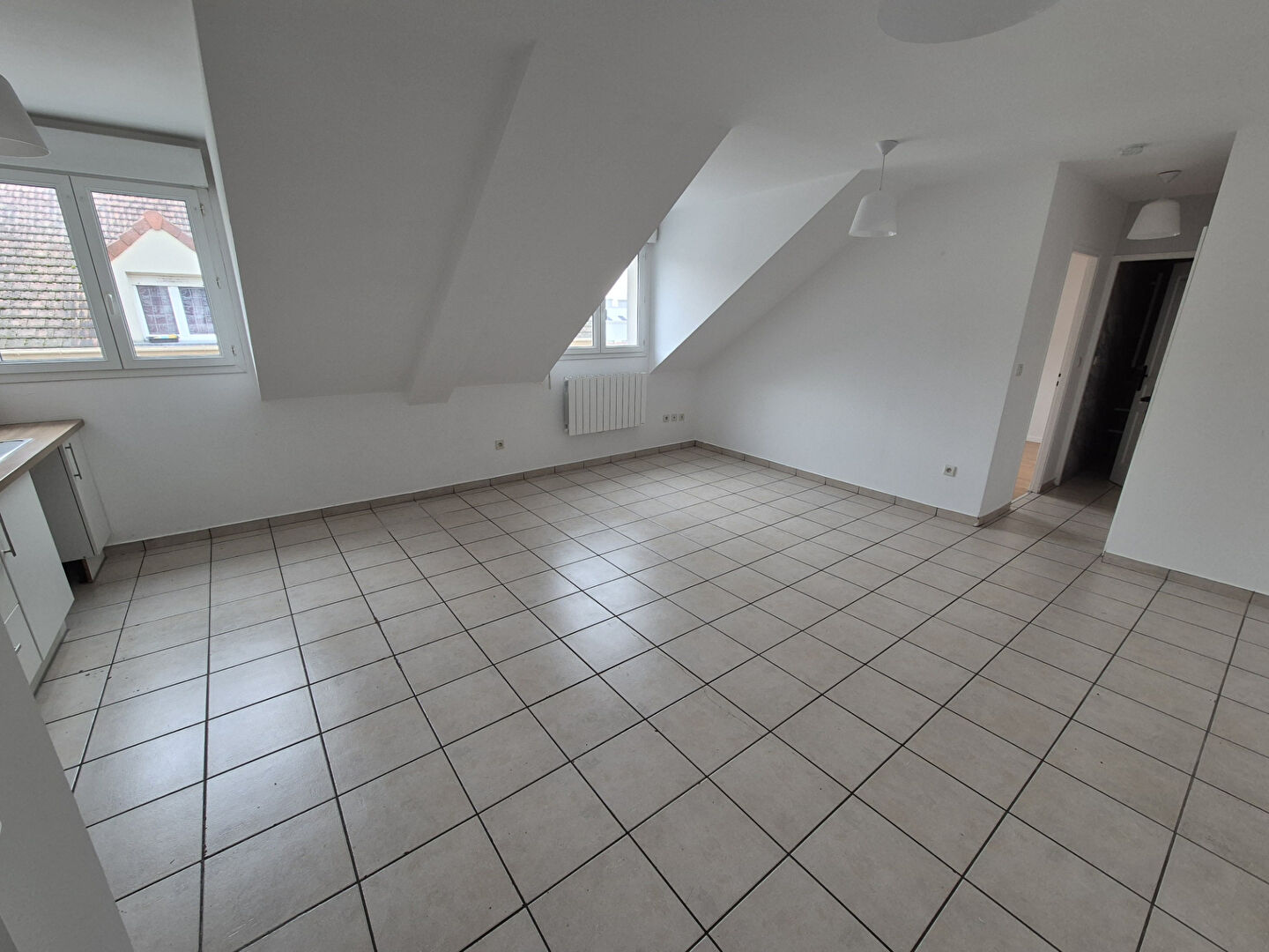 Appartement BRIE COMTE ROBERT (77170) 2 pi&egrave;ces 37.00 m&sup2;