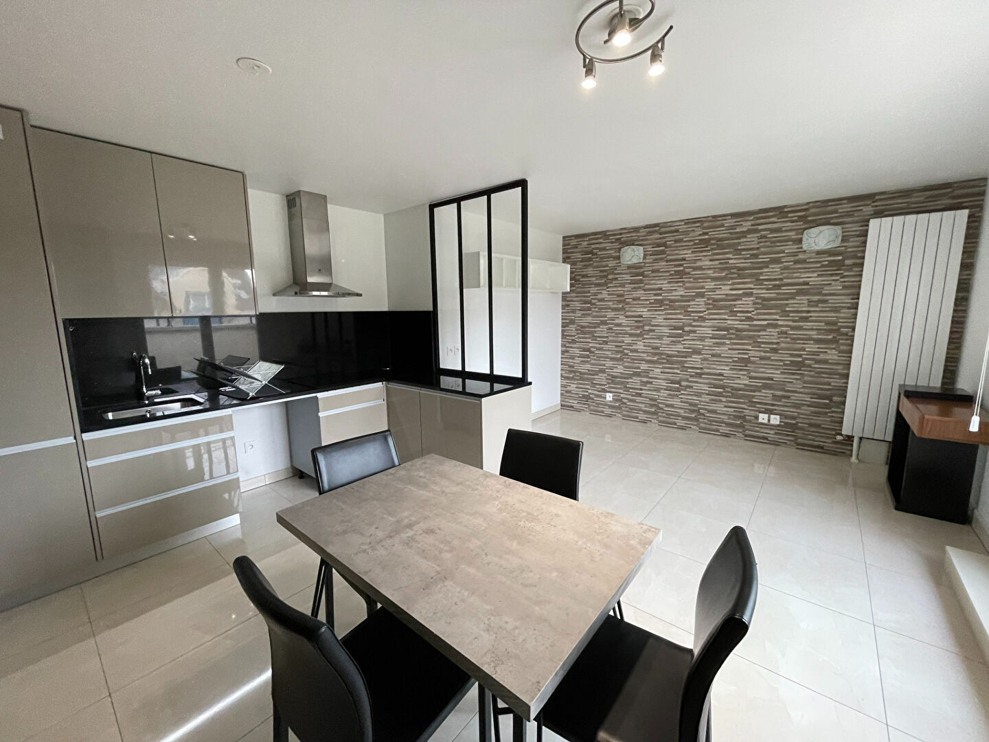 Appartement OZOIR LA FERRIERE (77330) 3 pi&egrave;ces 65.00 m&sup2;