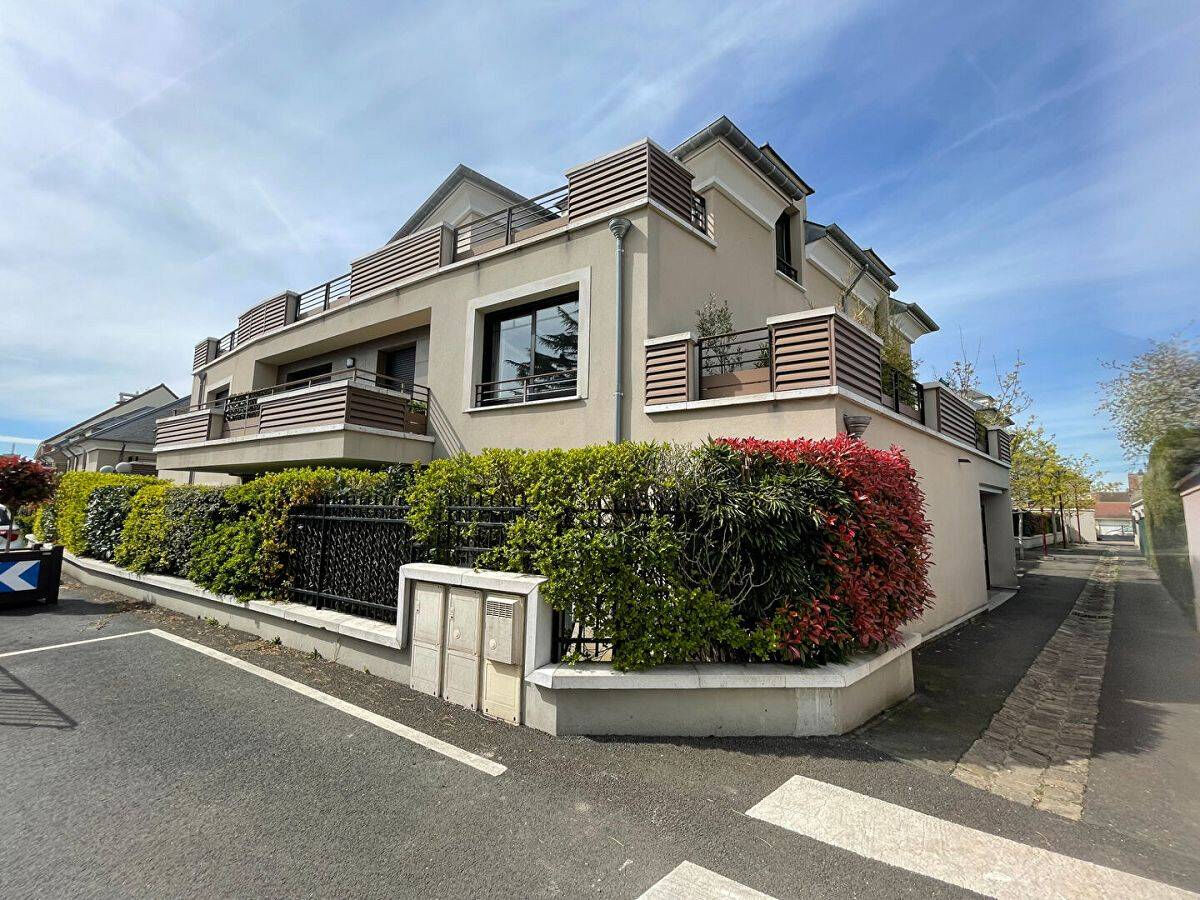 Appartement CHEVRY COSSIGNY (77173) 5 pi&egrave;ces 119.00 m&sup2;