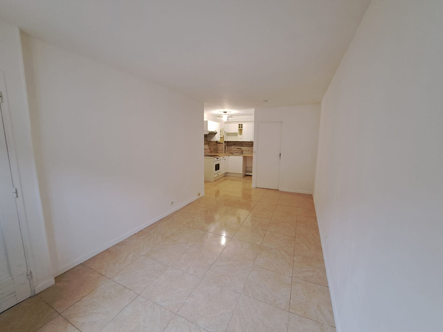 Appartement GRISY SUISNES (77166) 1 pièce 24.60 m²