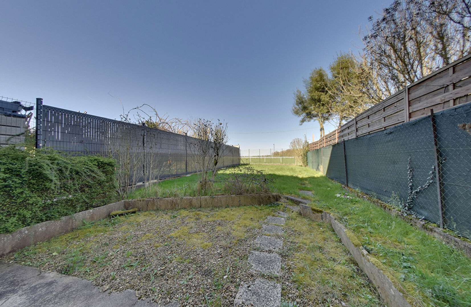 à 4 km de Sucy-en-Brie Exclusif 259 000 € Maison 5 pièces , 3 chambres 104.00 m² Avec jardin, garage/box Voir le bien