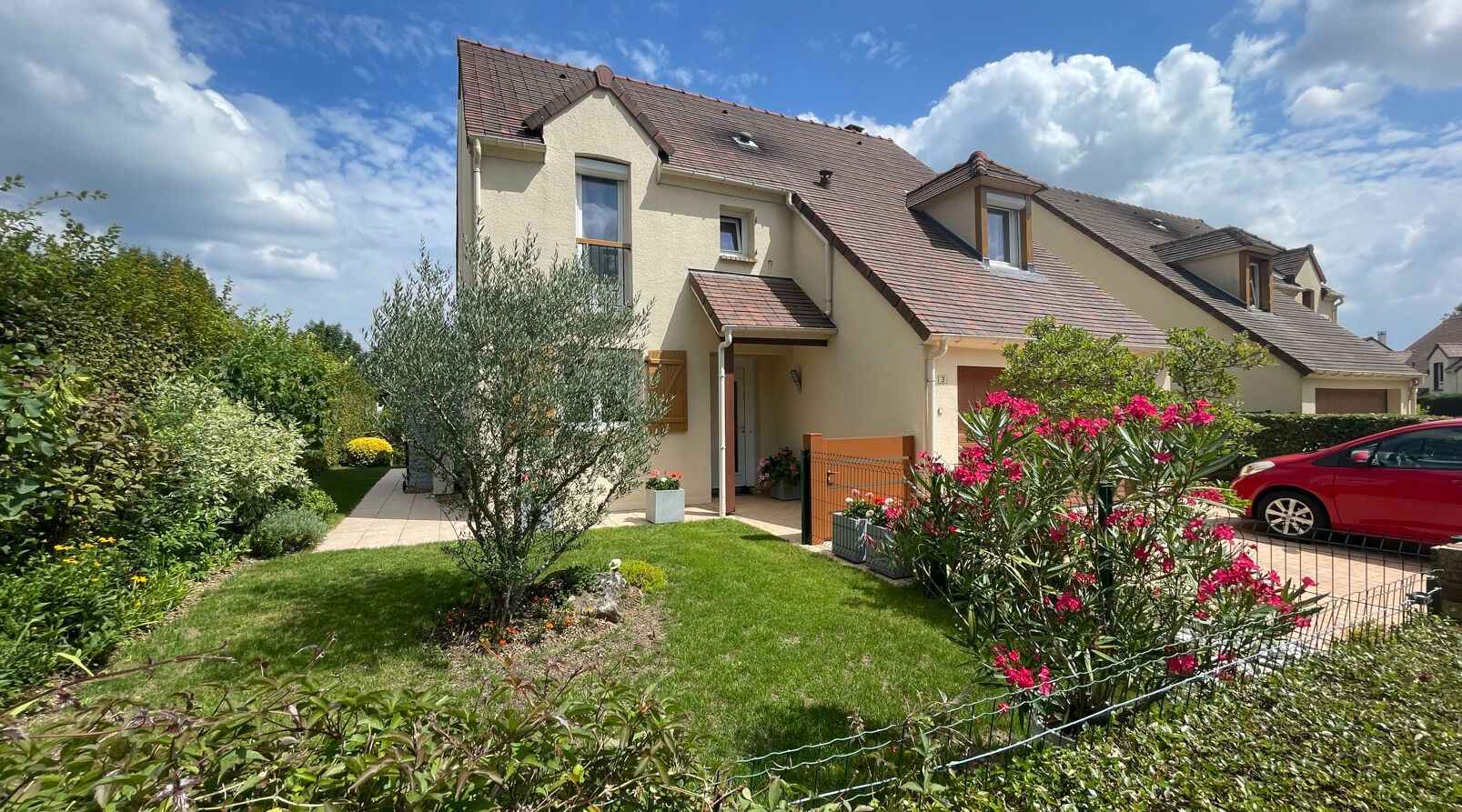 Maison LESIGNY (77150) 6 pièces 152.00 m²