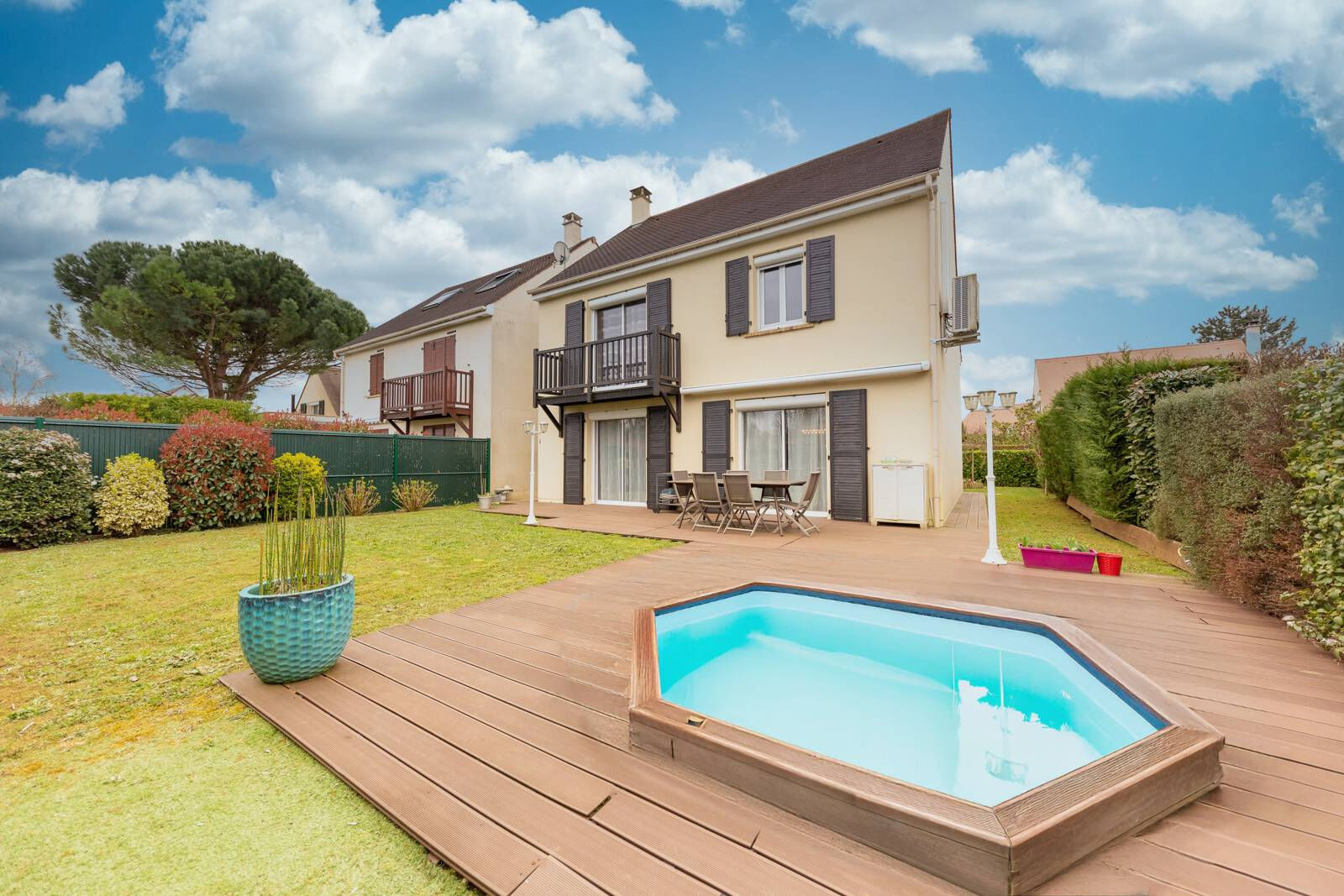 Maison LESIGNY (77150) 6 pièces 154.00 m²