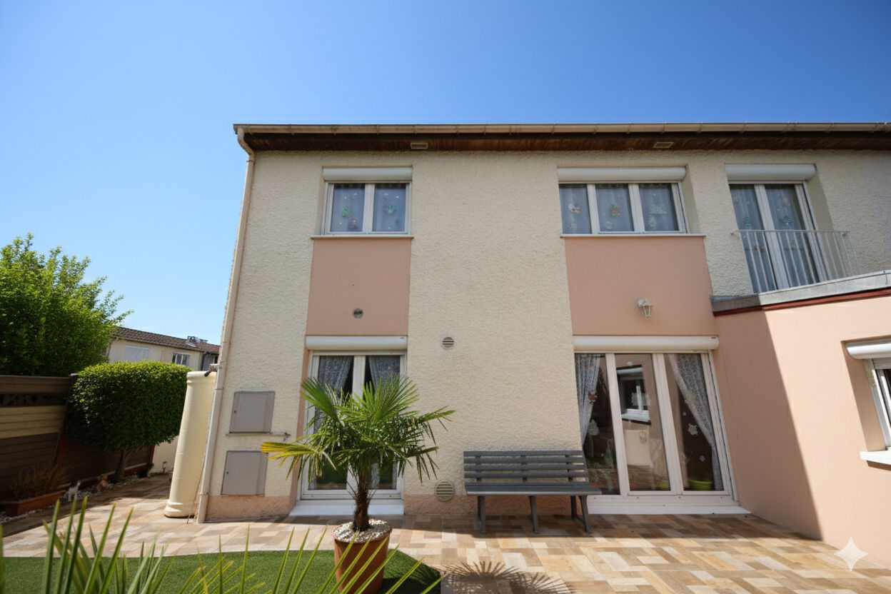 Maison LESIGNY (77150) 5 pi&egrave;ces 109.90 m&sup2;