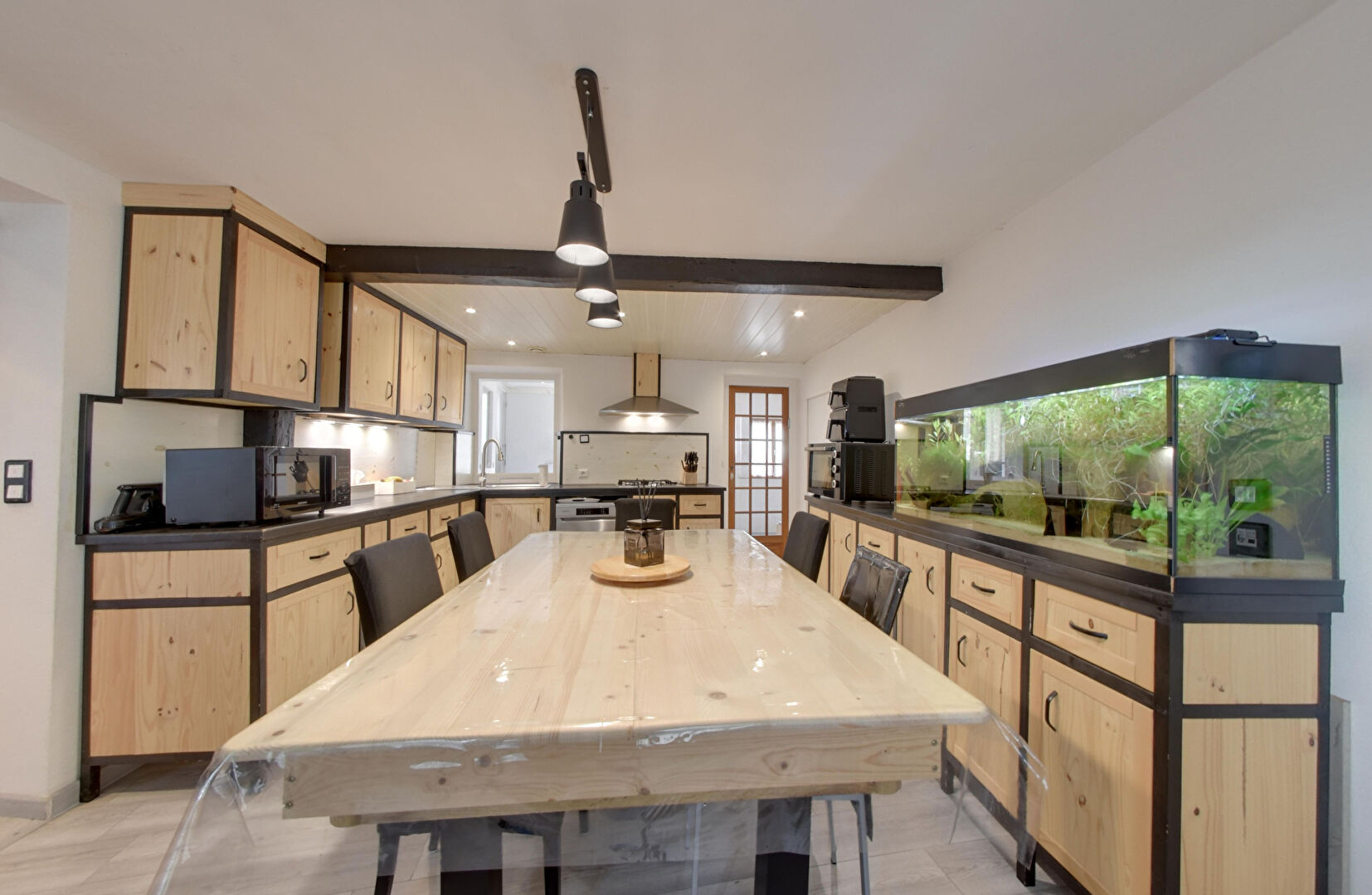 Ozoir-la-Ferrière (77) Exclusif 279 000 € Maison 6 pièces , 4 chambres 137.00 m² Avec garage/box