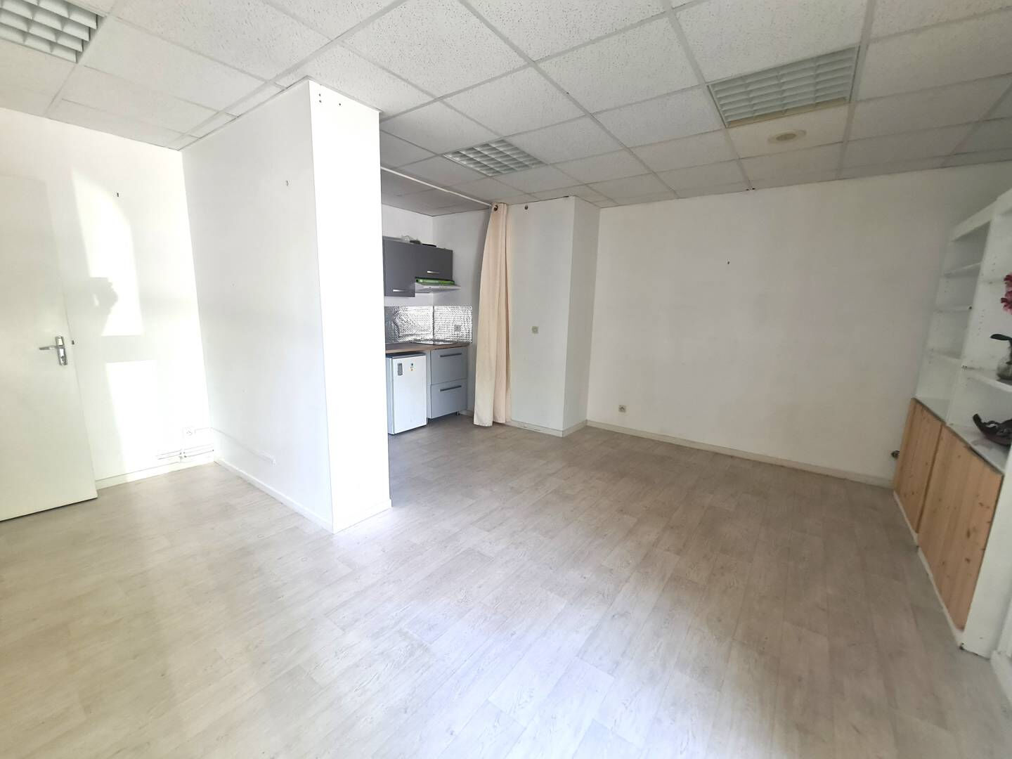 Local commercial OZOIR LA FERRIERE (77330)