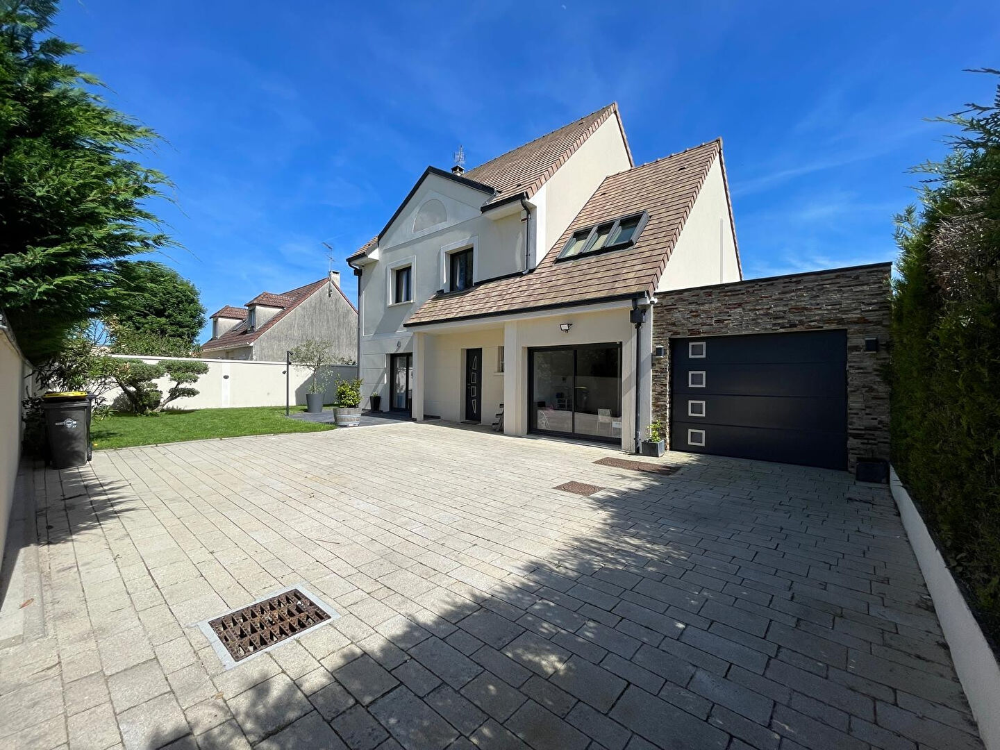 Maison CHEVRY COSSIGNY (77173) 7 pi&egrave;ces 156.00 m&sup2;