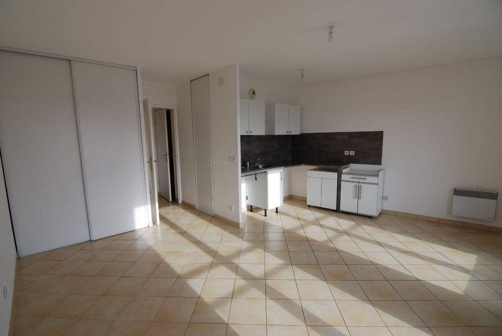 Appartement OZOIR LA FERRIERE (77330) 1 pi&egrave;ce 29.06 m&sup2;
