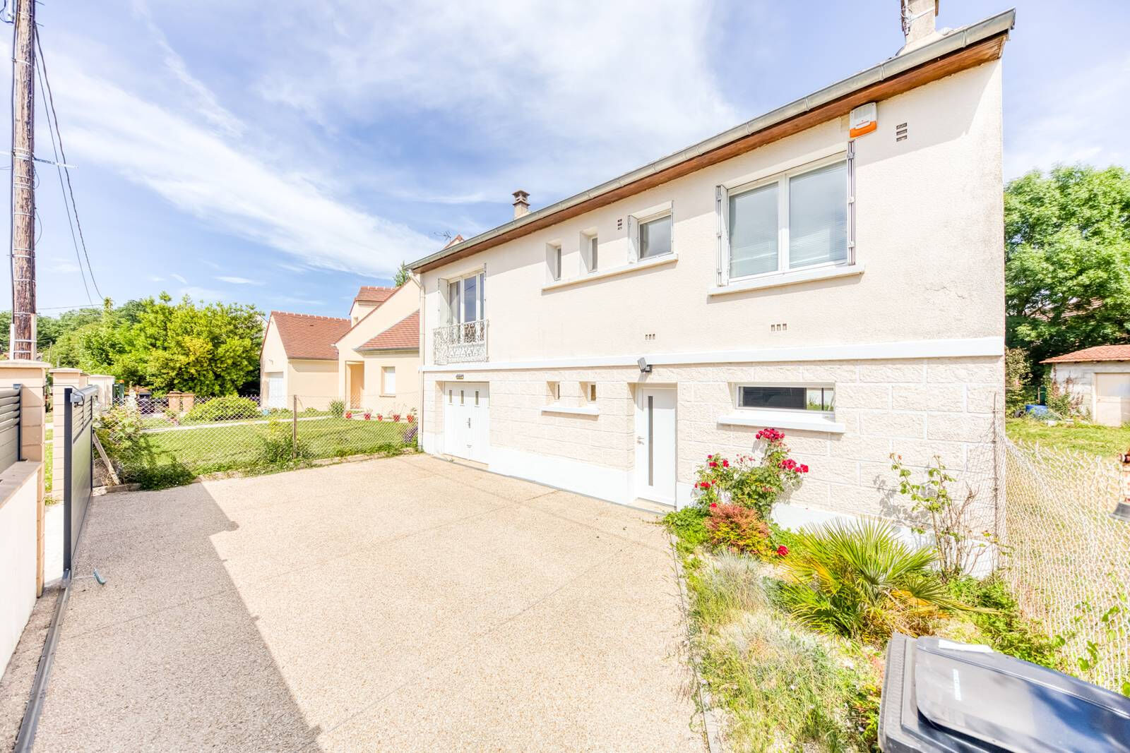 Gretz-Armainvilliers (77) 316 000 € Maison 5 pièces , 3 chambres 124.00 m²