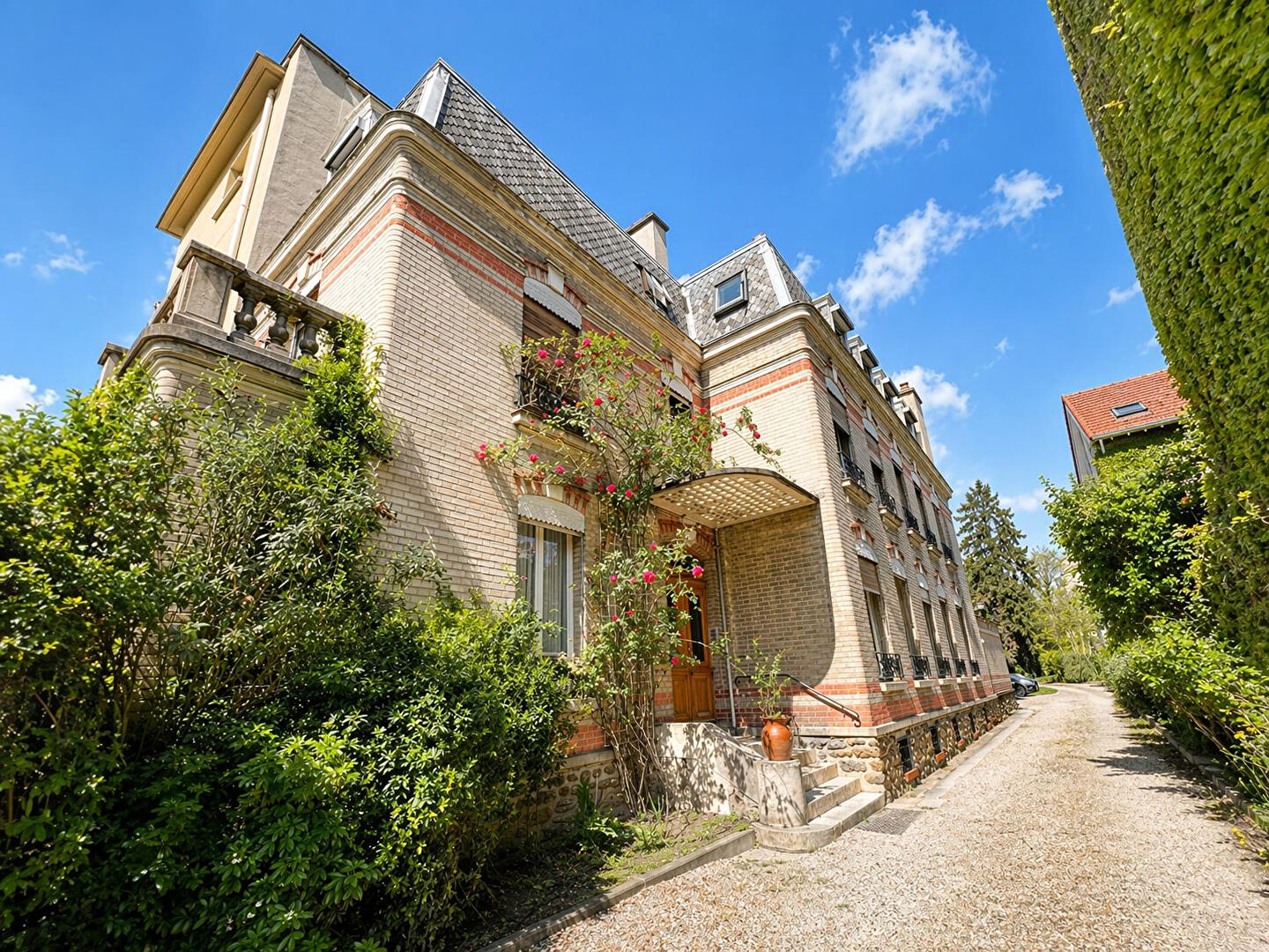 Demeure de Prestige FONTENAY SOUS BOIS (94120) 20 pi&egrave;ces 324.88 m&sup2;