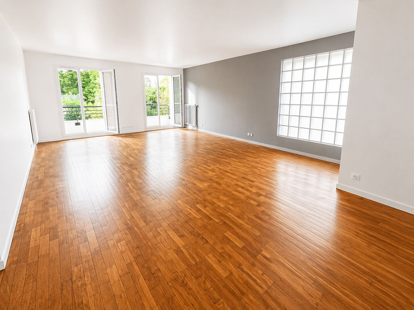 Appartement CHAVILLE (92370) 3 pi&egrave;ces 85.00 m&sup2;