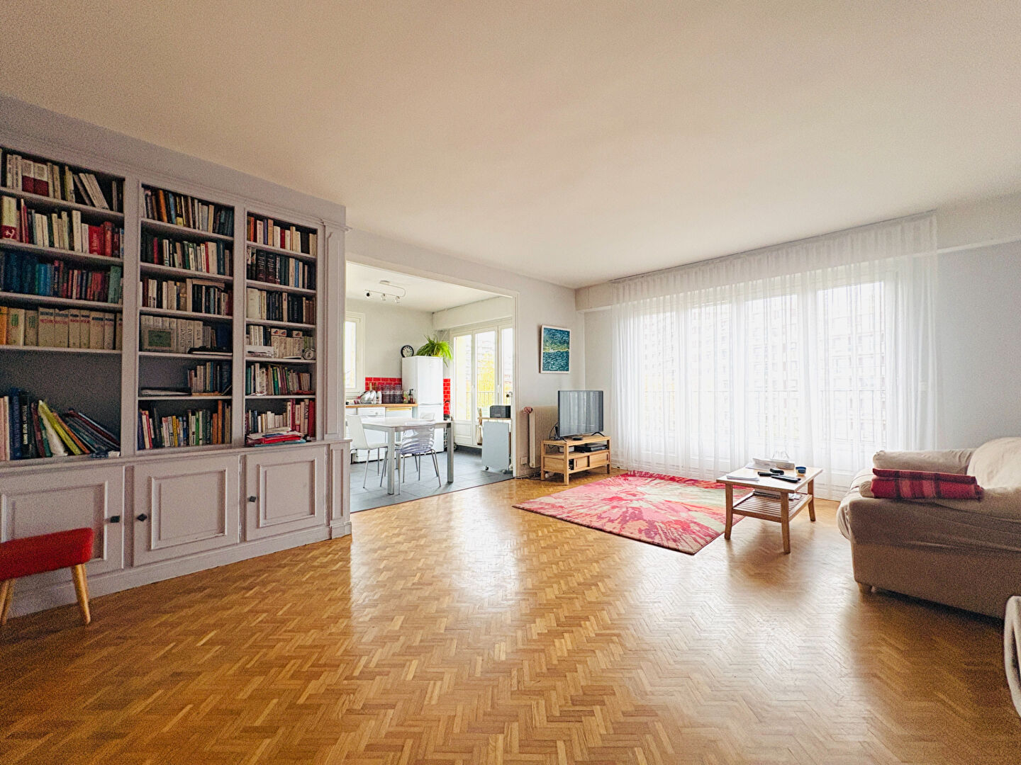 Vincennes (94) Exclusif 725 000 € Appartement 4 pièces , 3 chambres 94.00 m² Voir le bien