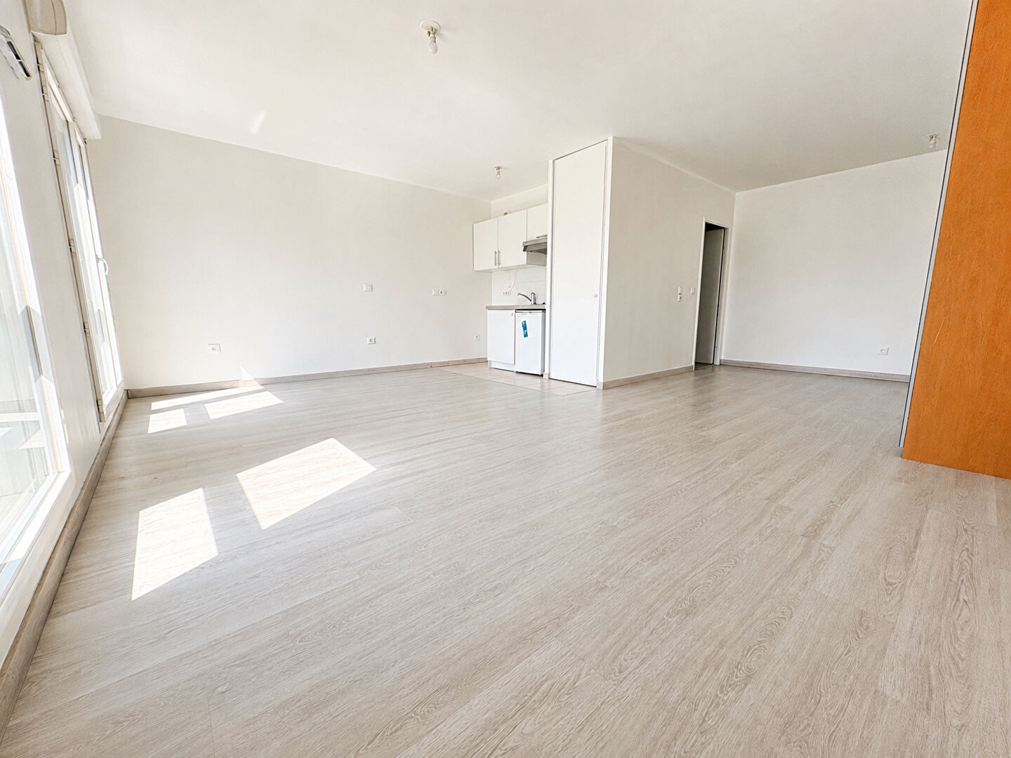 Appartement ROSNY SOUS BOIS (93110) 1 pi&egrave;ce 40.00 m&sup2;