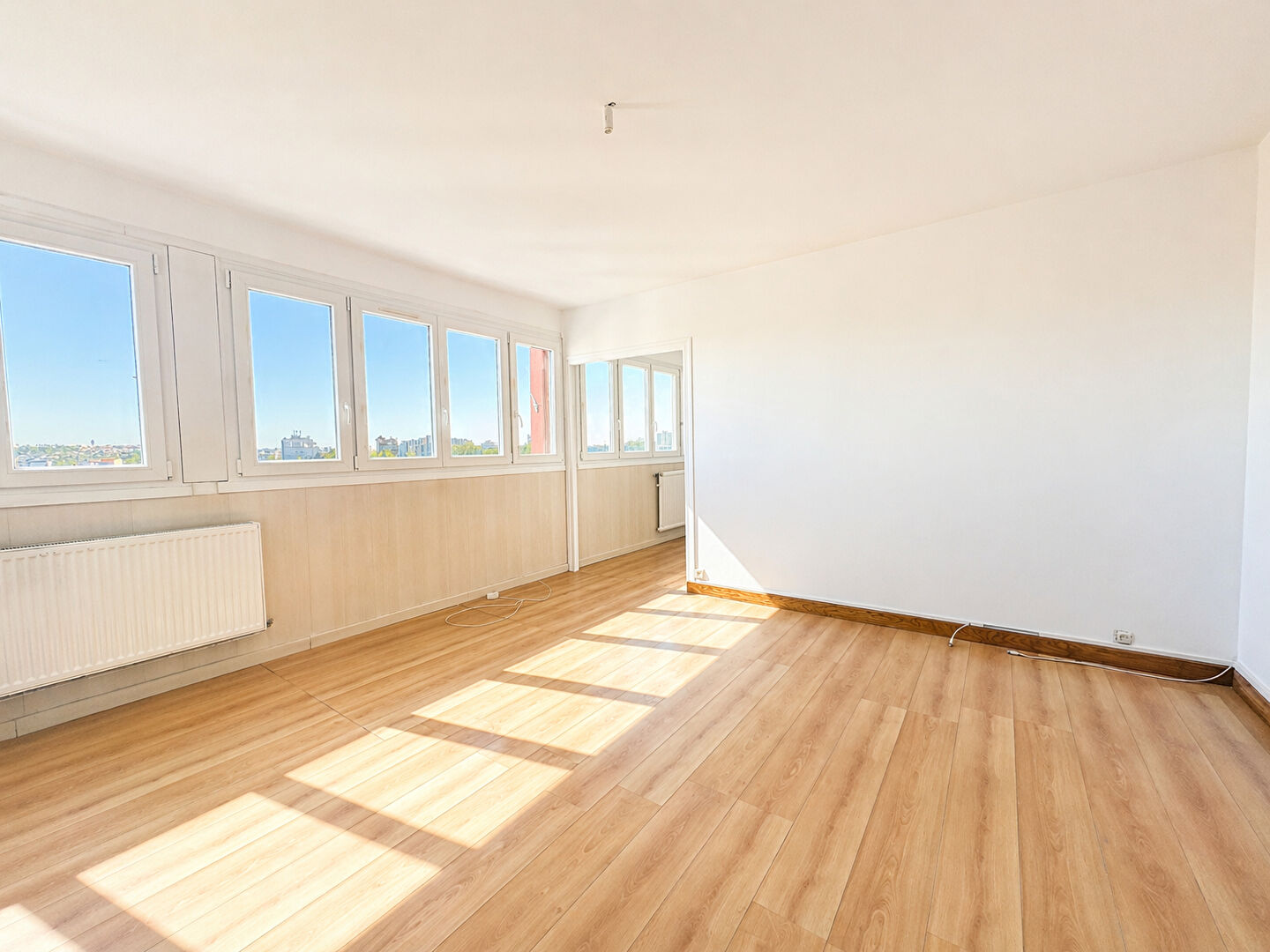 Neuilly-sur-Marne (93) Exclusif 165 000 € Appartement 4 pièces , 3 chambres 66.05 m² Voir le bien