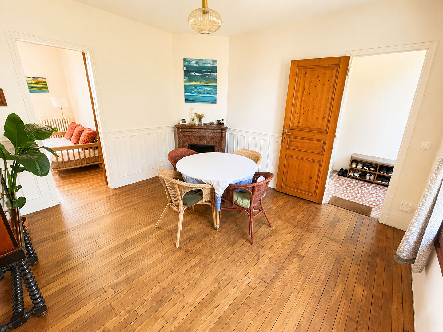 à 12 km de Groslay 360 000 € Maison 4 pièces , 2 chambres 87.50 m² Avec jardin Voir le bien