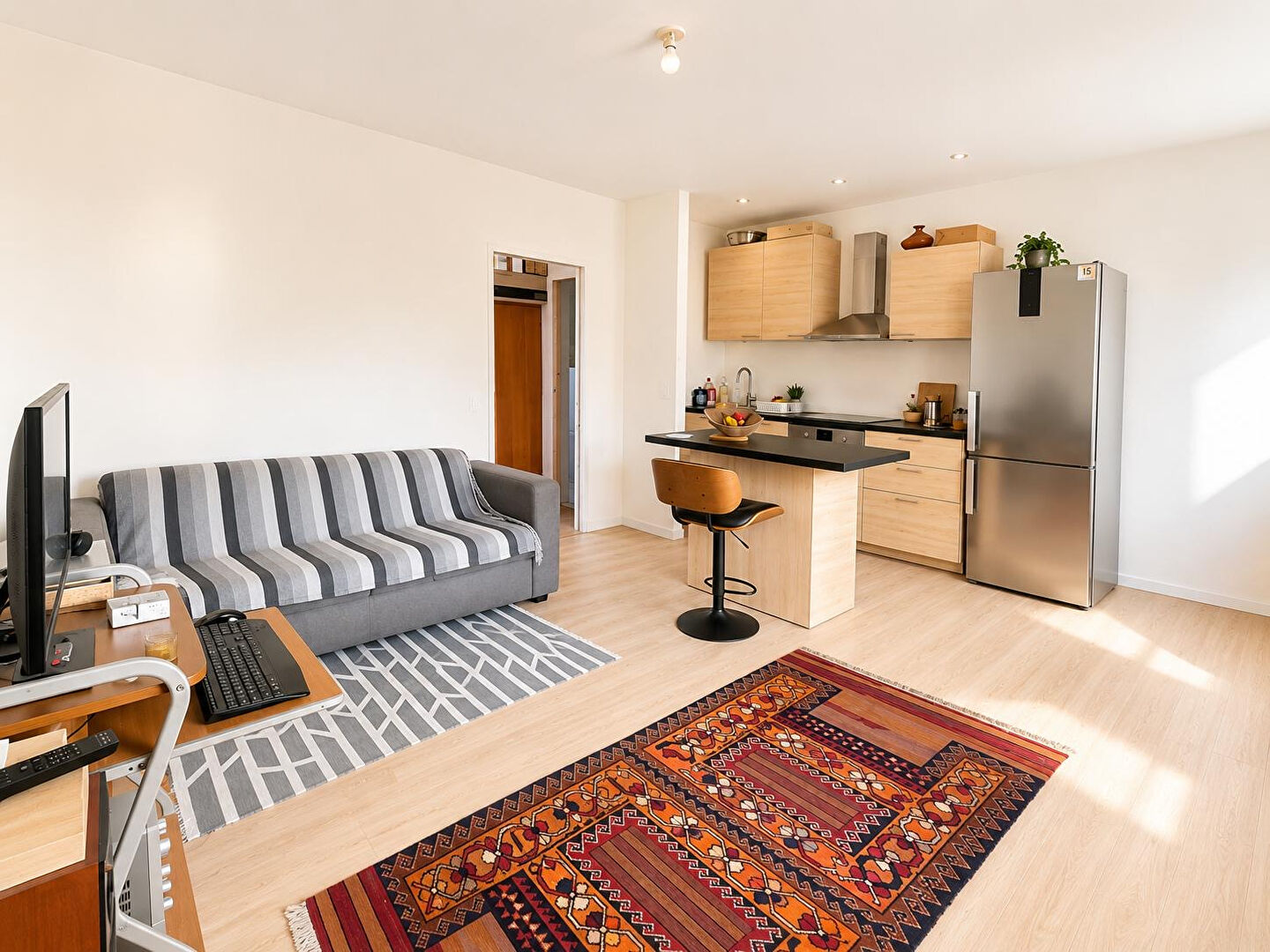 Fontenay-sous-Bois (94) 249 000 € Appartement 2 pièces , 1 chambre 34.00 m² Avec jardin, terrasse