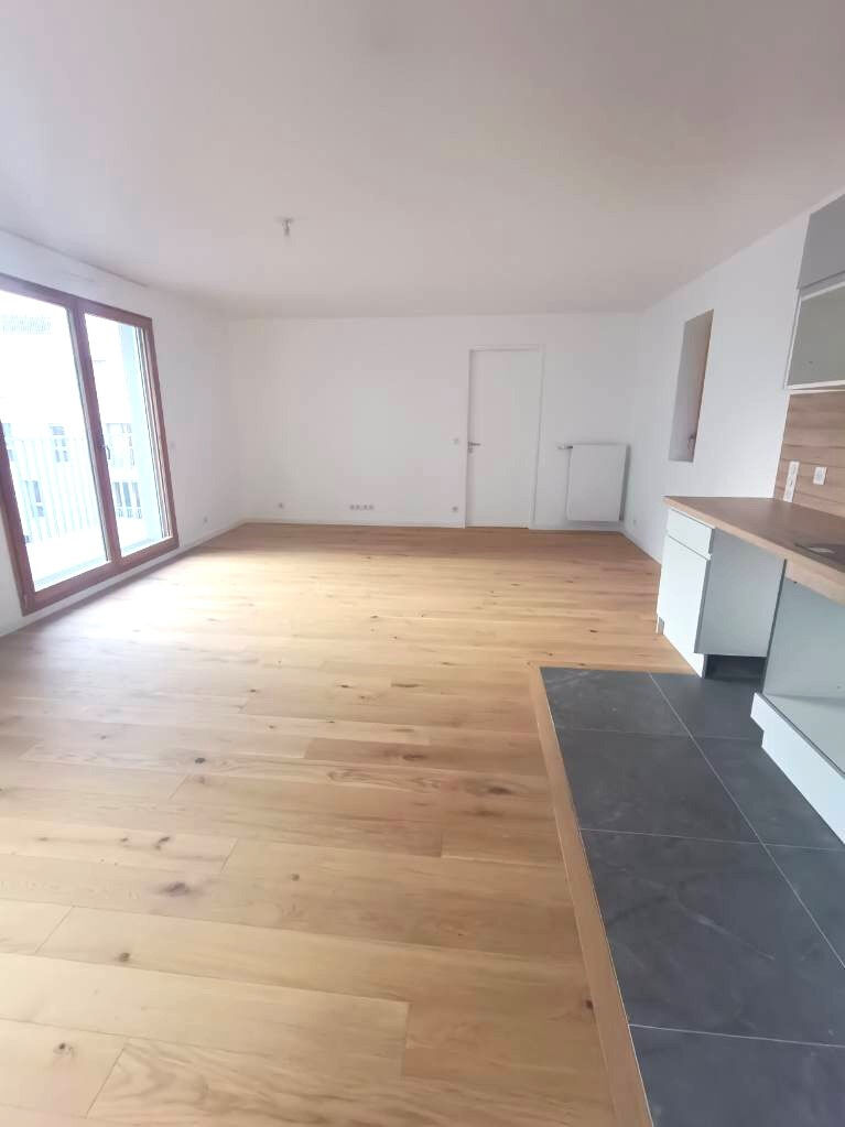 Appartement PARIS (75019) 2 pièces 57.78 m²