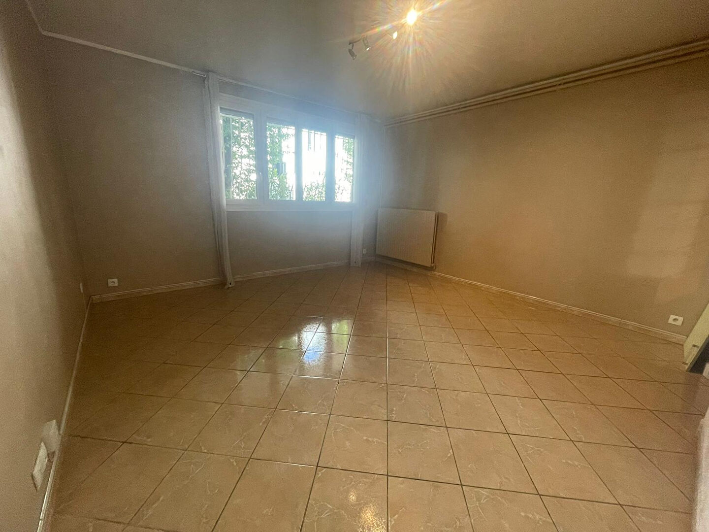 Appartement FONTENAY SOUS BOIS (94120) 1 pièce 27.56 m²