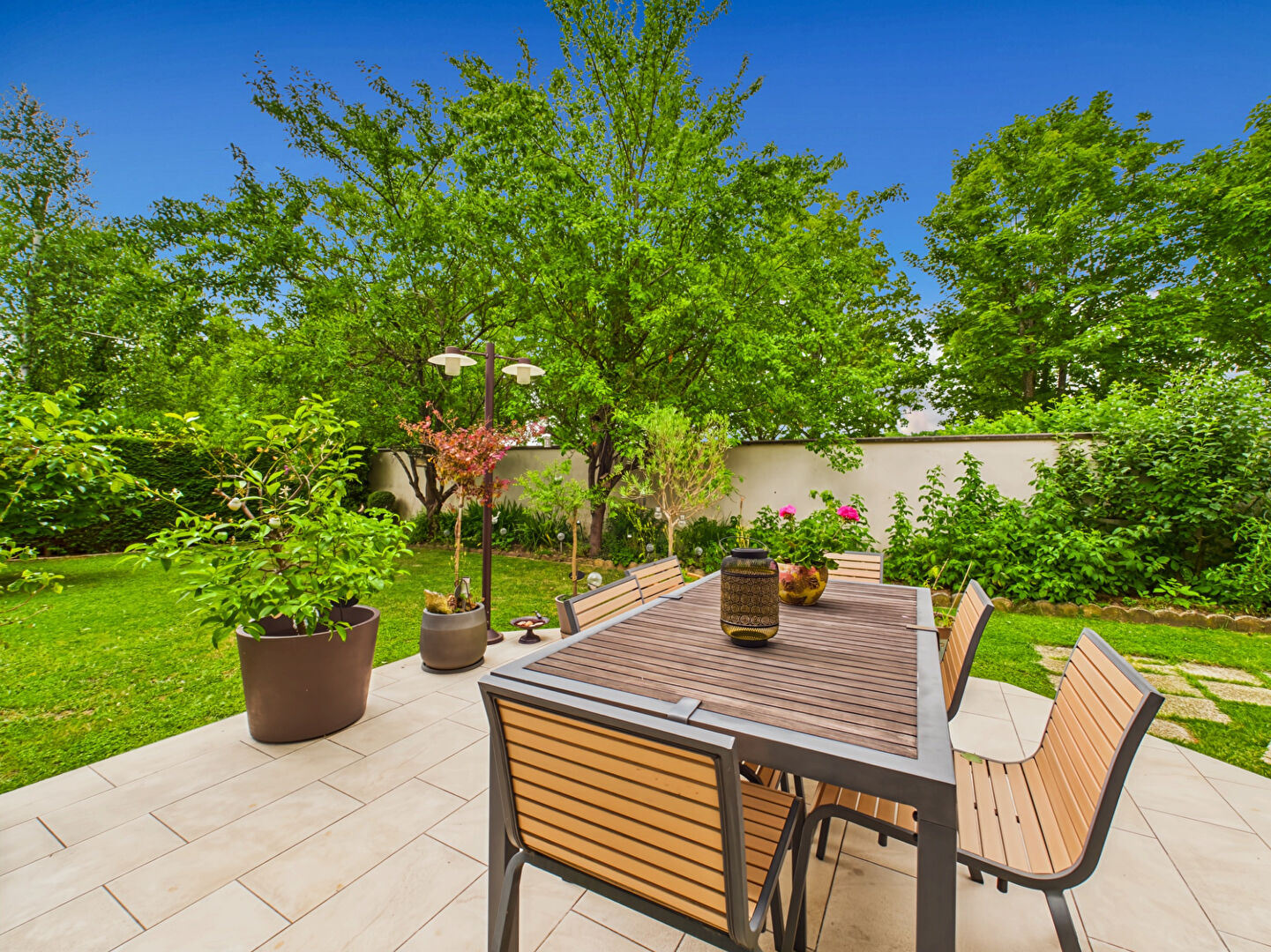 Maison LA QUEUE EN BRIE (94510) 8 pièces 182.40 m²