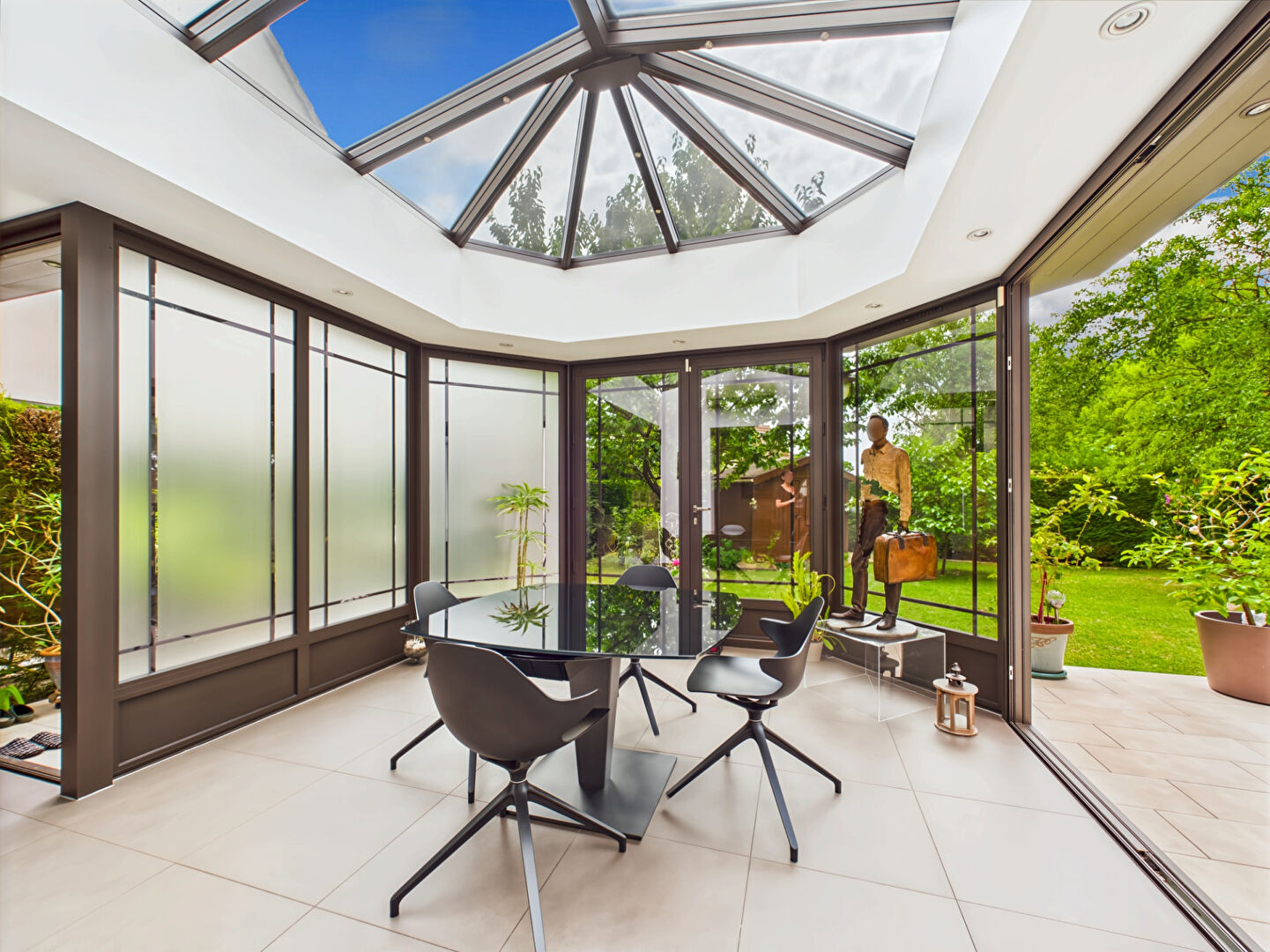 Maison LA QUEUE EN BRIE (94510) 8 pièces 182.40 m²