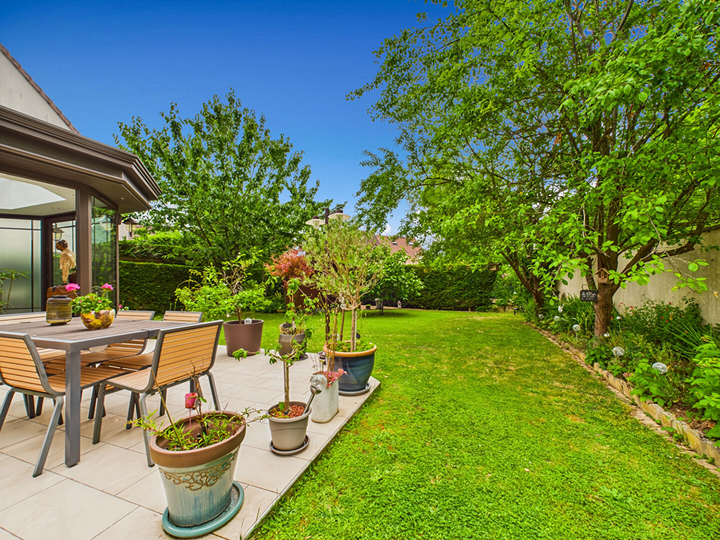 Maison LA QUEUE EN BRIE (94510) 8 pièces 182.40 m²