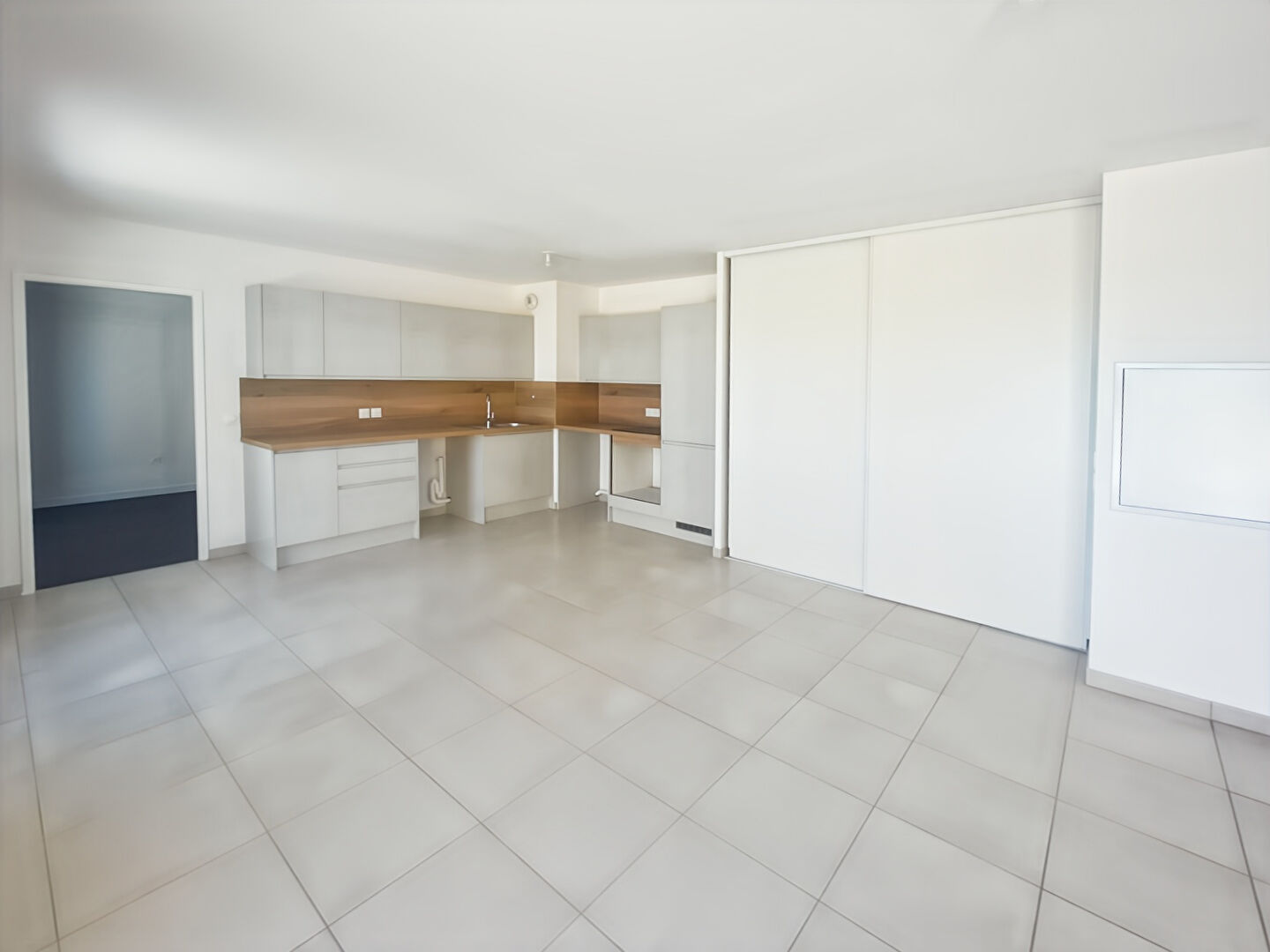 Appartement AUBERVILLIERS (93300) 2 pièces 47.21 m²