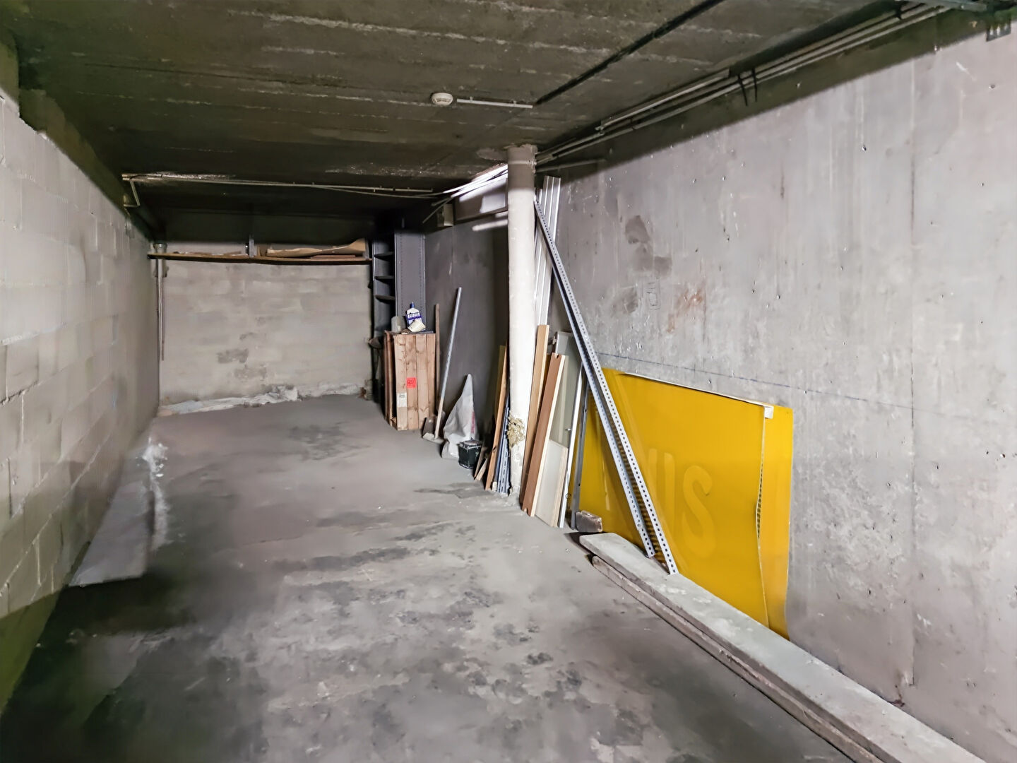 Parking / box IVRY SUR SEINE (94200) 25.00 m²