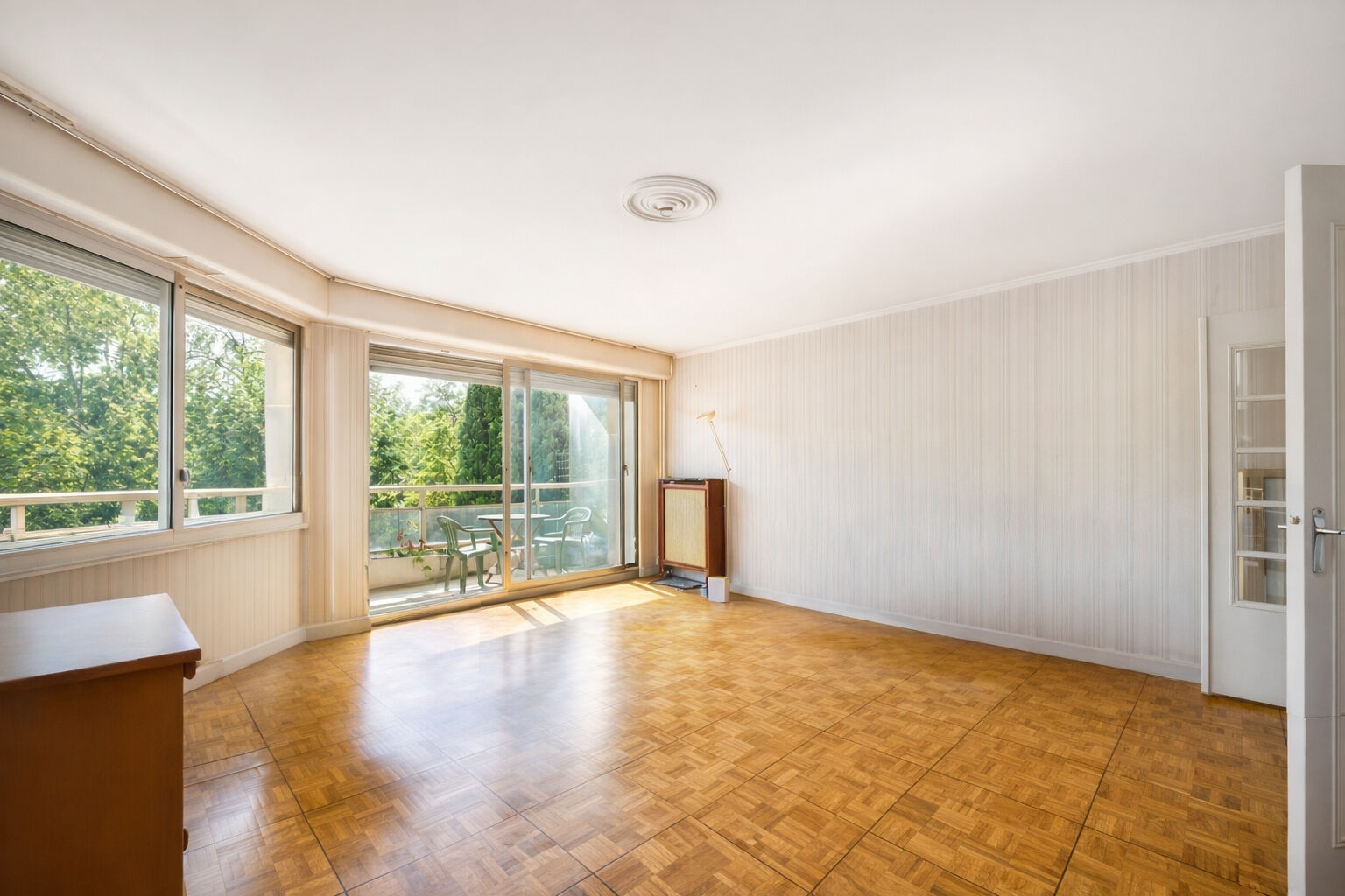 Appartement CHAMPIGNY SUR MARNE (94500) 5 pi&egrave;ces 100.00 m&sup2;