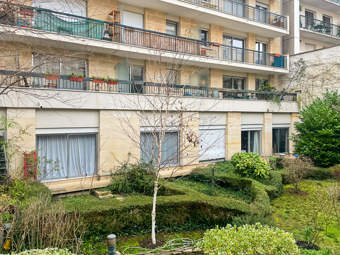 Appartement PARIS (75013) 1 pi&egrave;ce 27.90 m&sup2;