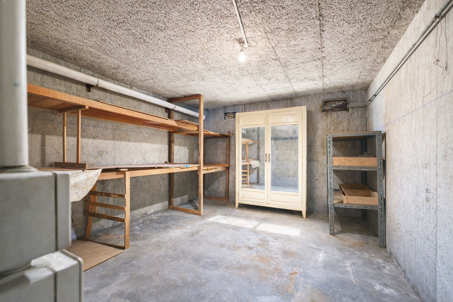 Cave ALFORTVILLE (94140) 16.00 m&sup2;