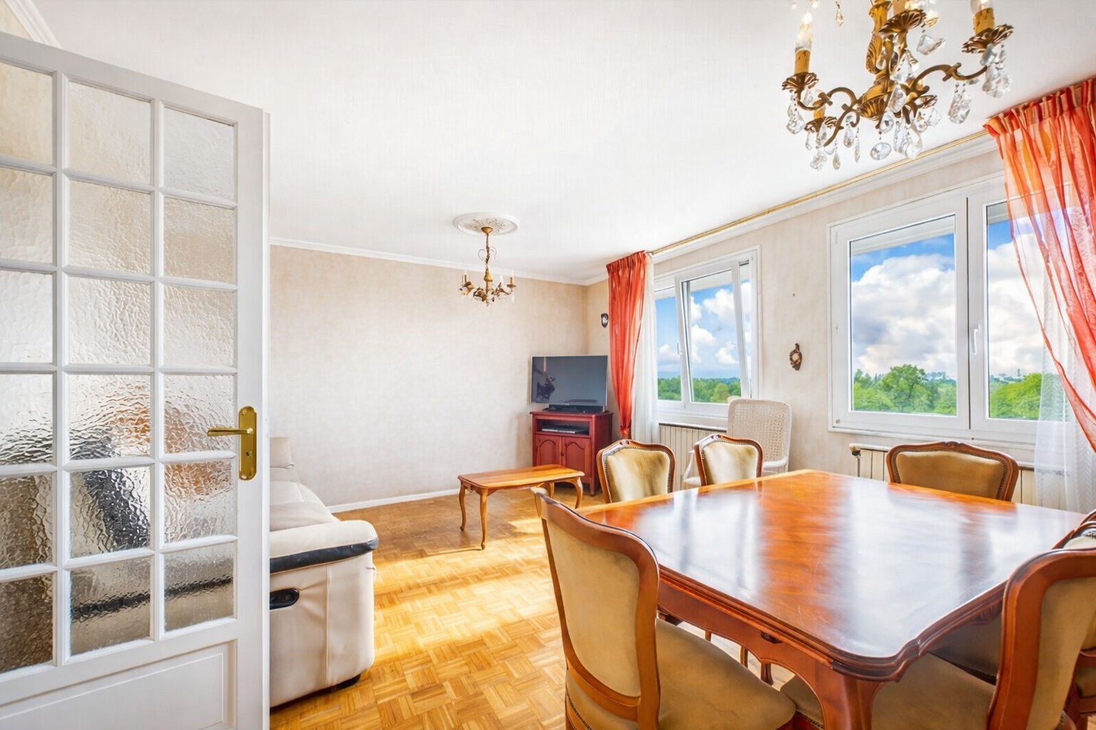 Champigny-sur-Marne (94) 250 000 € Appartement 3 pièces , 2 chambres 72.54 m² Avec balcon Voir le bien