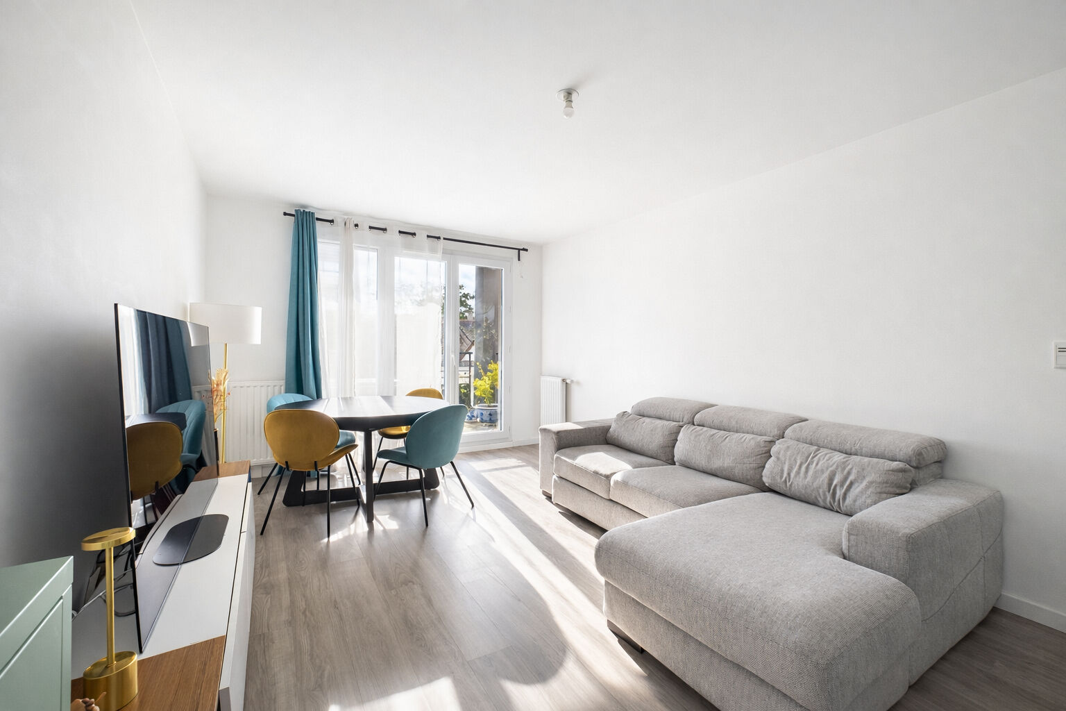 à 3 km de Le Plessis-Trévise 299 500 € Appartement 3 pièces , 2 chambres 59.40 m² Voir le bien