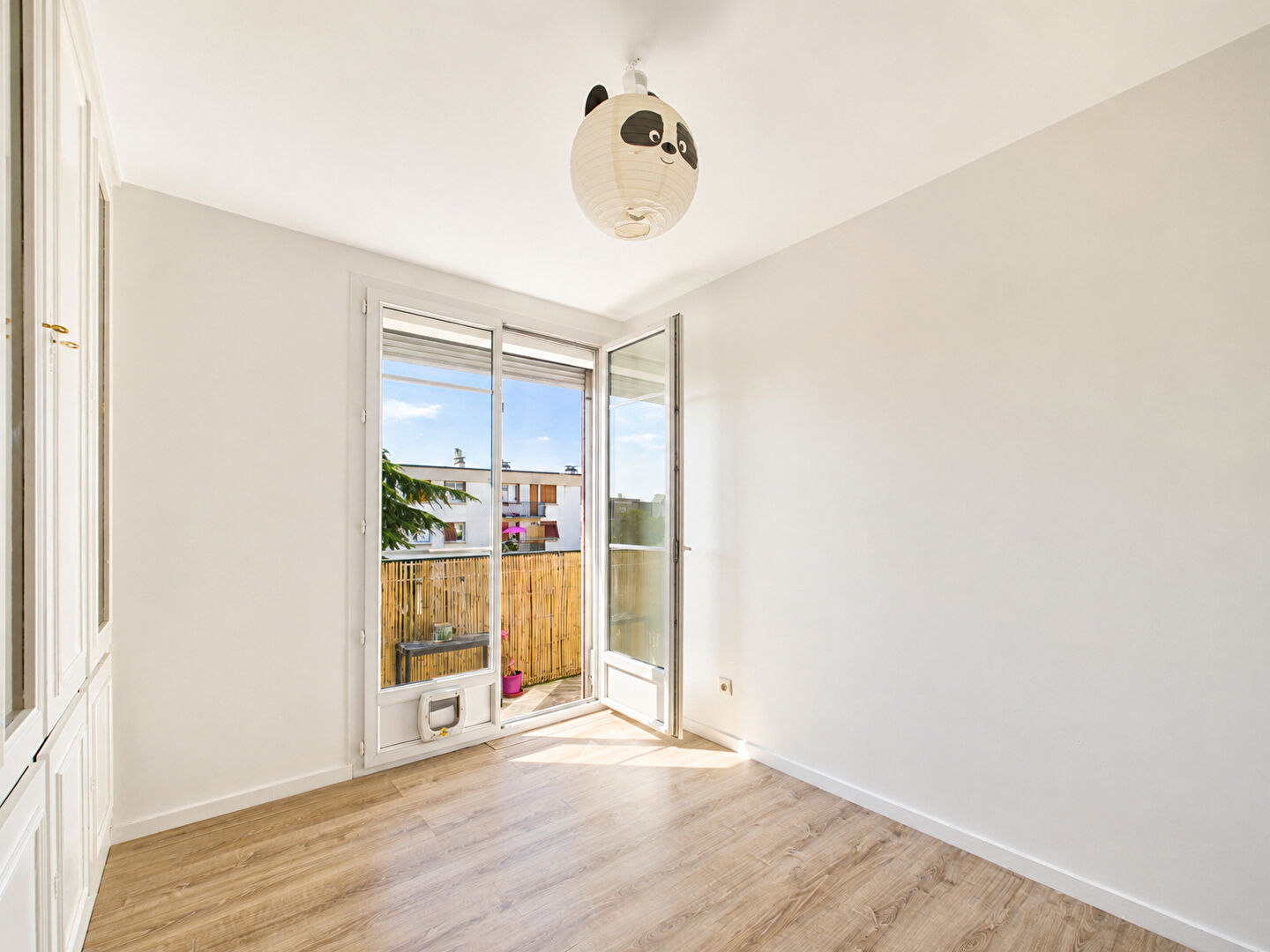 Champigny-sur-Marne (94) 209 000 € Appartement 4 pièces , 3 chambres 61.03 m² Avec balcon Voir le bien