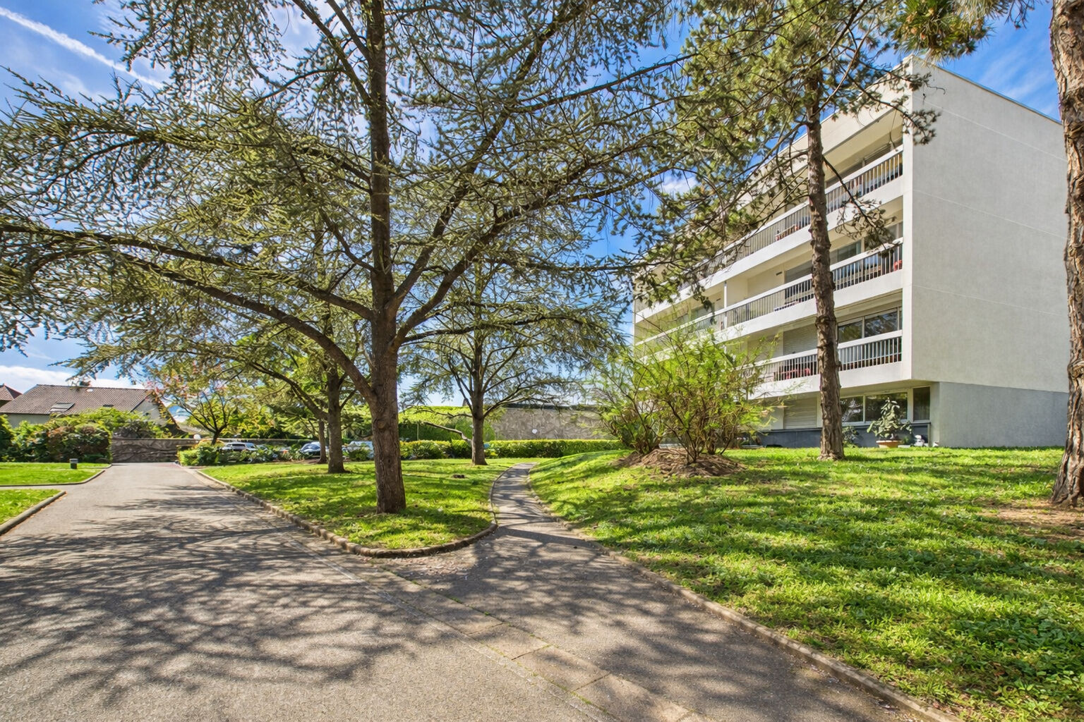 Joinville-le-Pont (94) 299 000 € Appartement 3 pièces , 2 chambres 62.70 m² Voir le bien