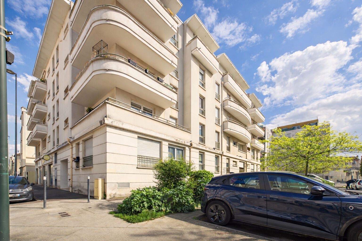 Alfortville (94) 349 000 € Appartement 4 pièces , 3 chambres 77.41 m² Avec balcon Voir le bien