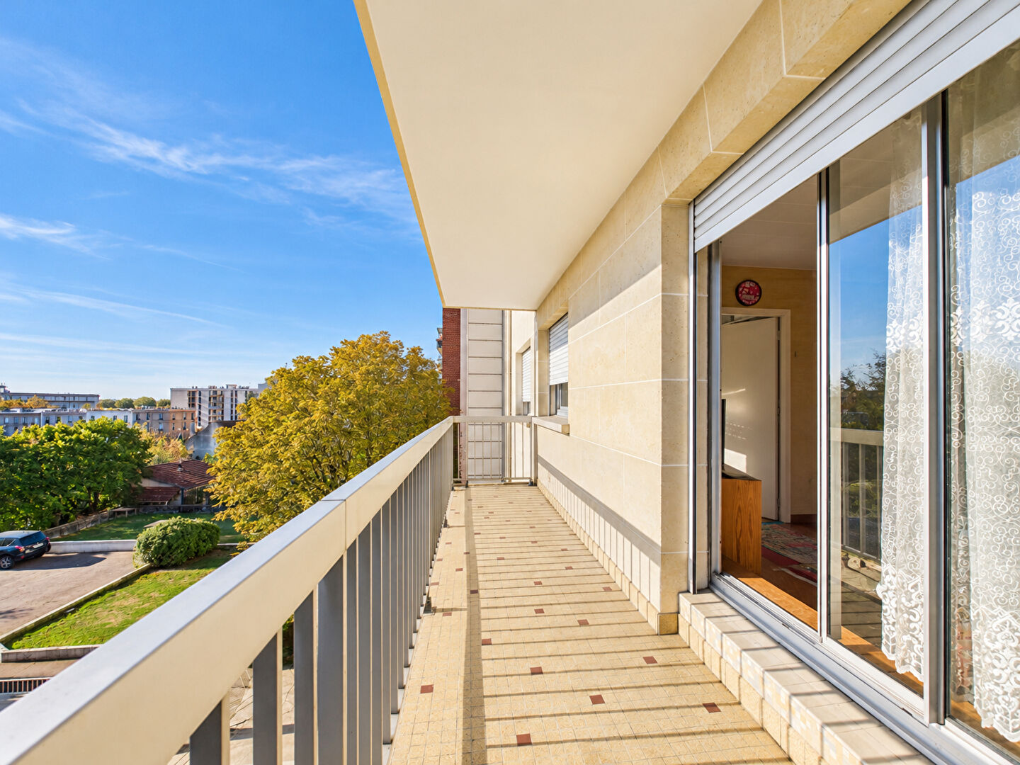 Saint-Maur-des-Fossés (94) 180 000 € Appartement 1 pièce 23.77 m² Avec balcon