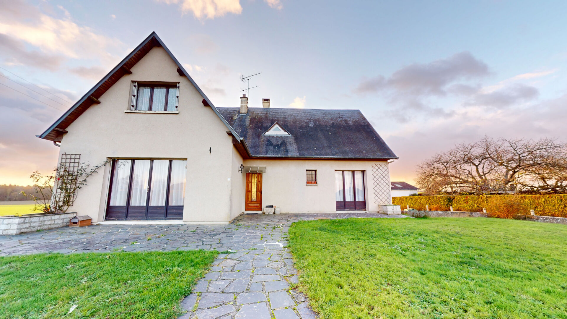 Maison LE NEUBOURG (27110) 7 pi&egrave;ces 216.00 m&sup2;