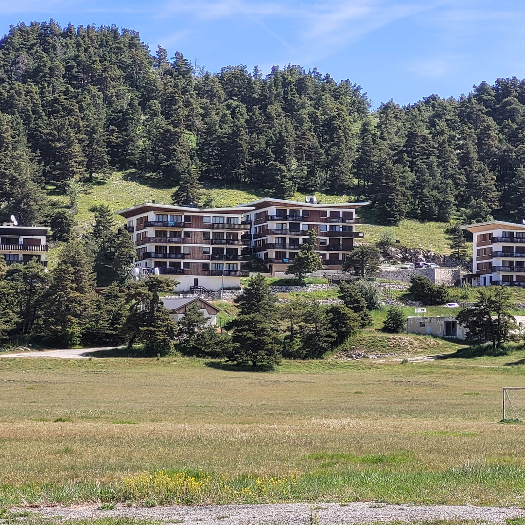 Appartement GREOLIERES (06620) 2 pièces 42.77 m²