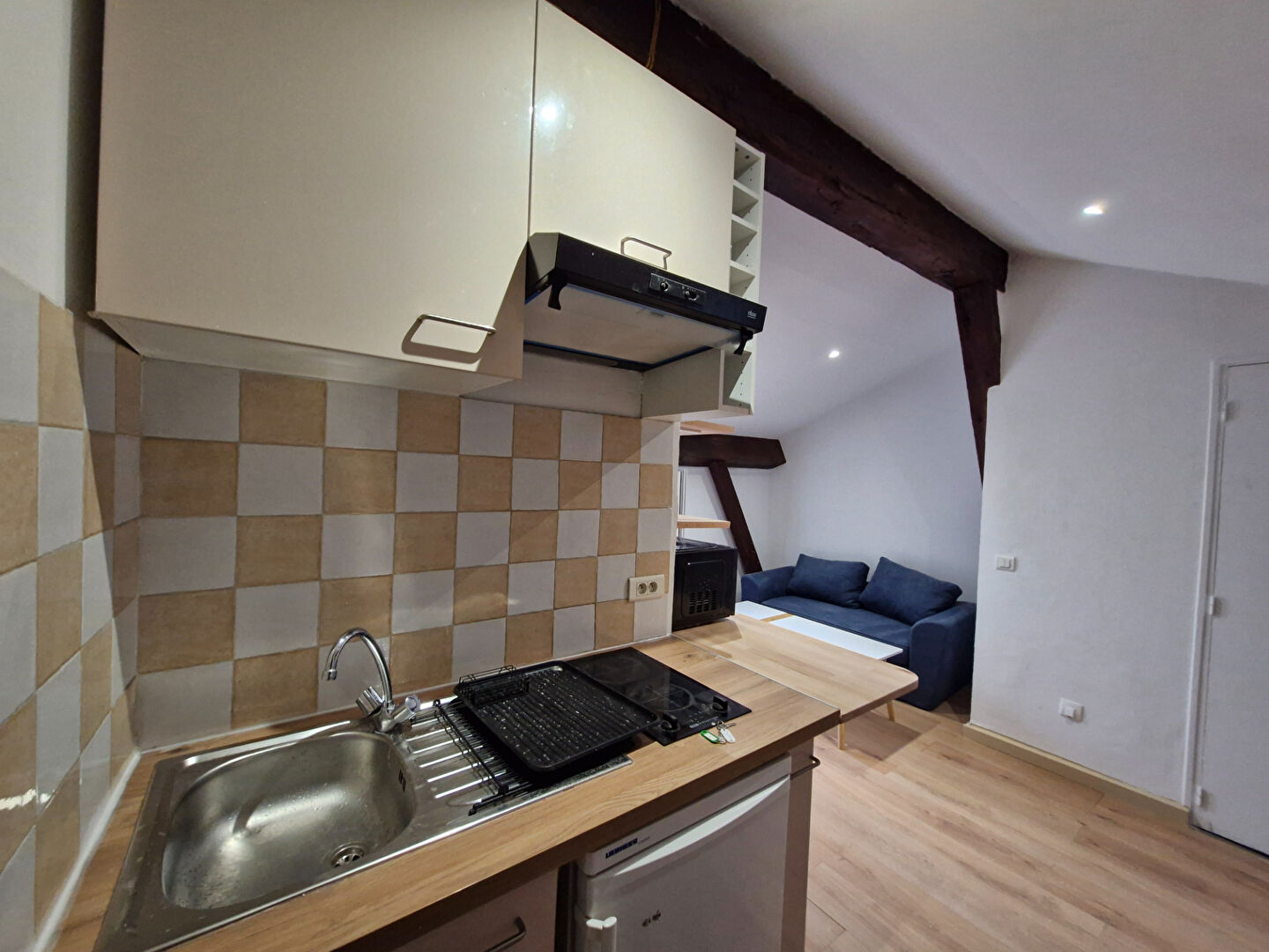 Appartement GRASSE (06130) 1 pi&egrave;ce 19.00 m&sup2;
