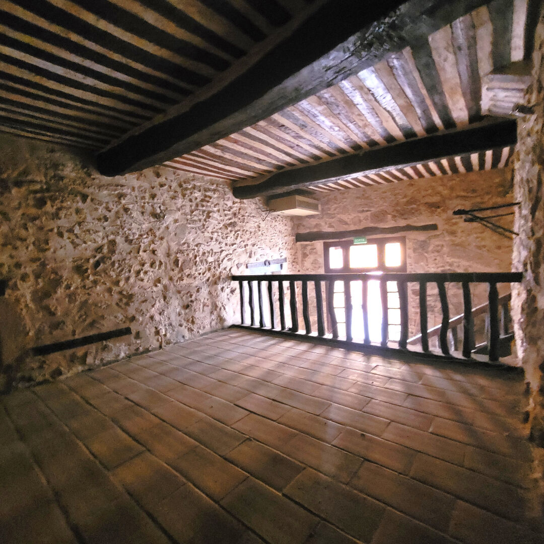 Local commercial GRASSE (06130) 80.65 m²