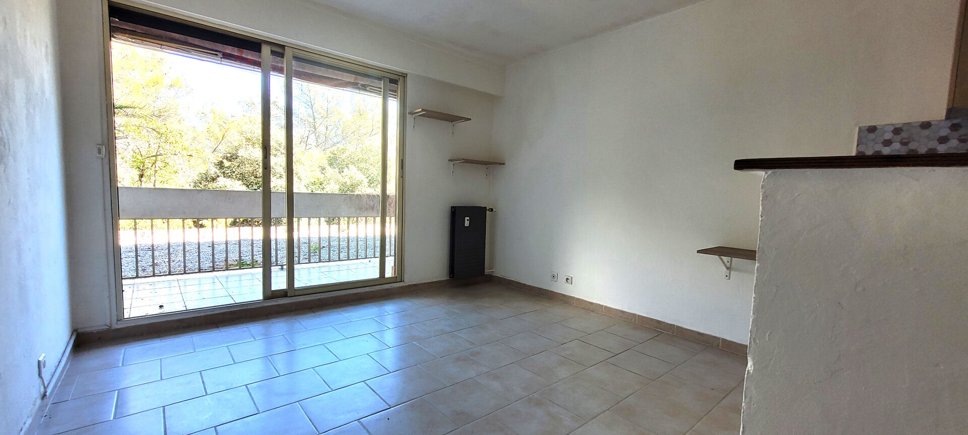 Appartement PEYMEINADE (06530) 1 pièce 23.61 m²