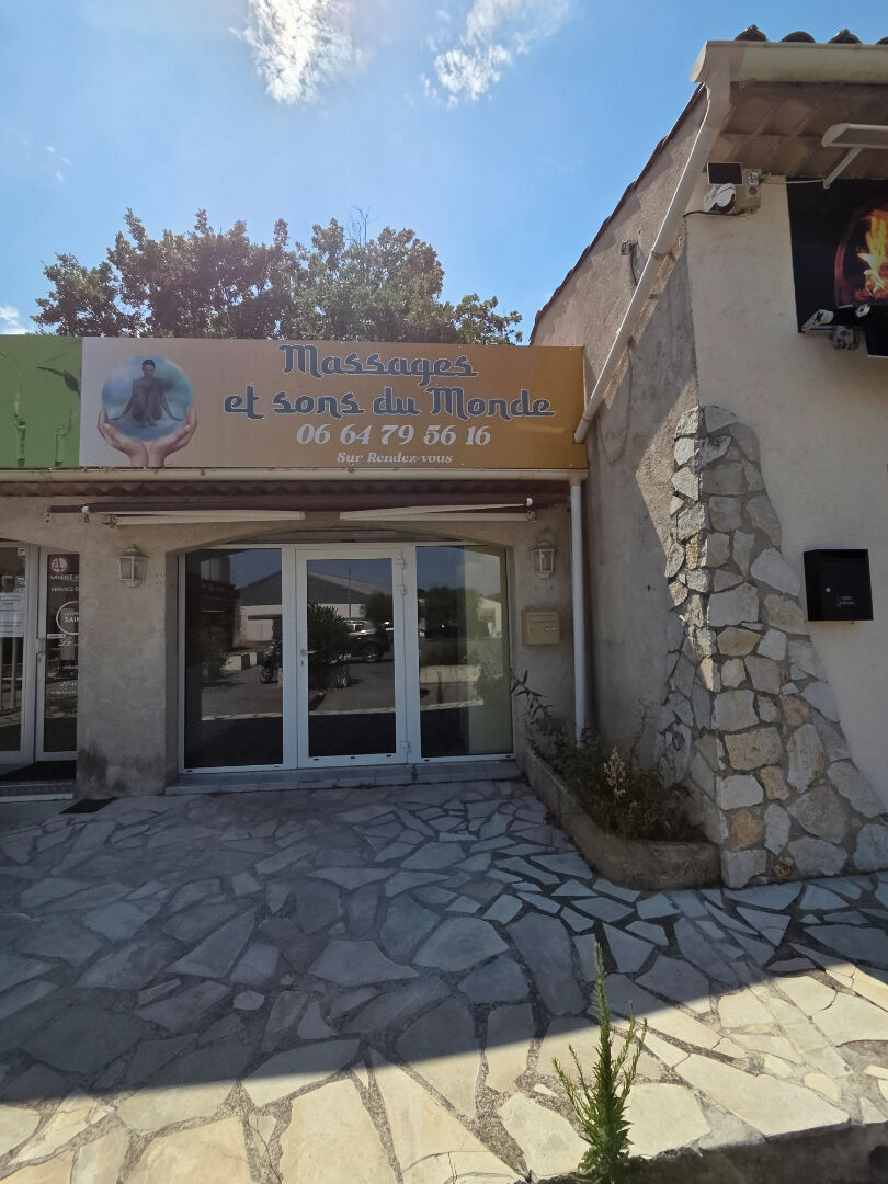 Local commercial LE TIGNET (06530) 30.00 m&sup2;