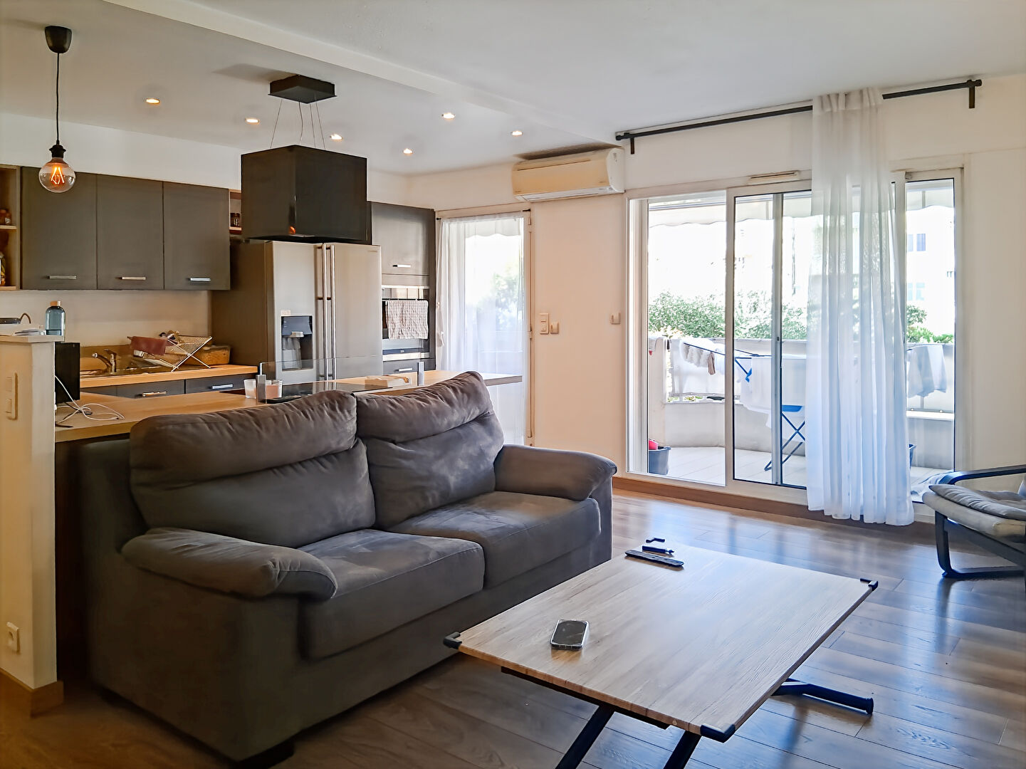 Appartement CANNES (06400) 2 pièces 49.81 m²